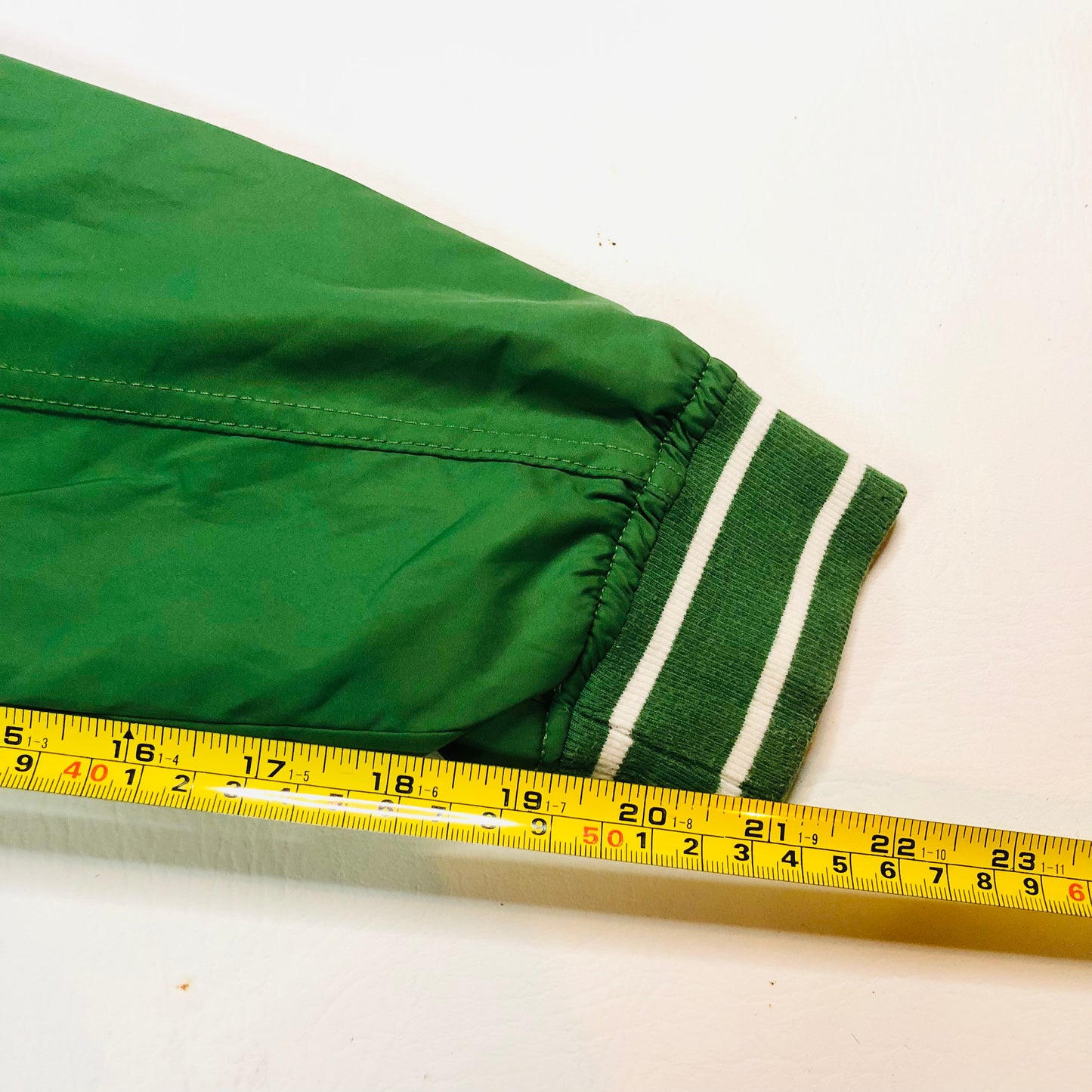 Livergy Green Windbreaker Zip-Up Hoodie Jacket with Stripe Trim Size 40 (Large)