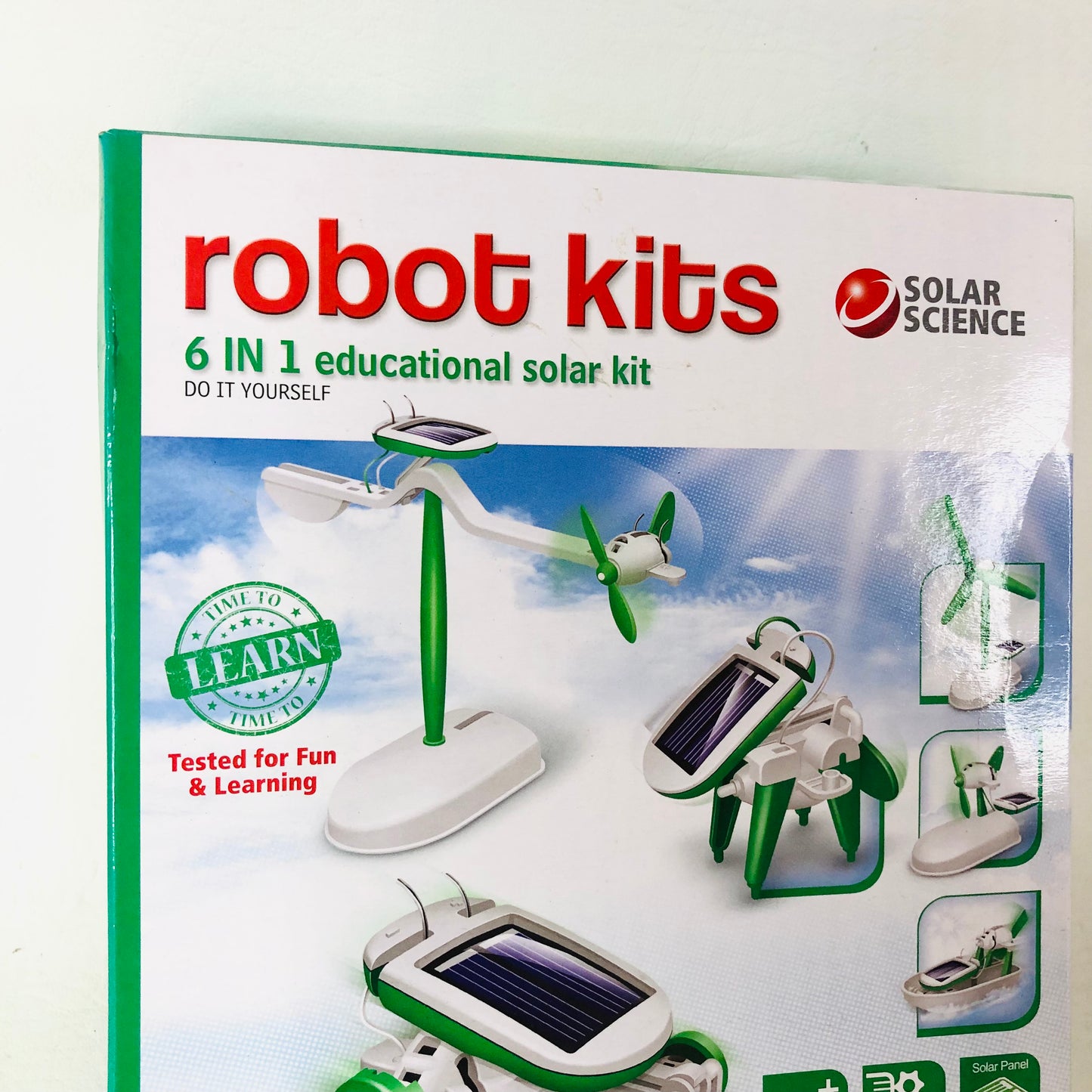 Solar Science - 6 in 1 Educational Build Your Own Solar Robot Kit - Ages 10+