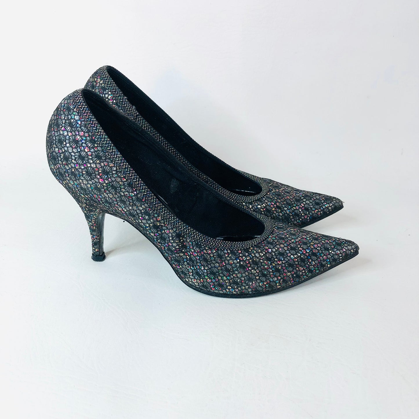 Round Towners By Stead & Simpson Grey Lace & Glitter Vintage Court Shoes Size 4