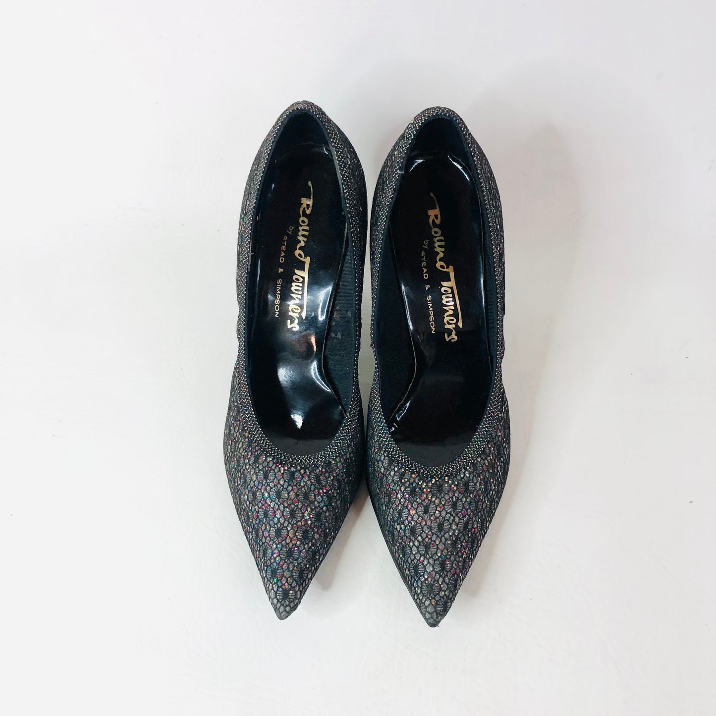 Round Towners By Stead & Simpson Grey Lace & Glitter Vintage Court Shoes Size 4