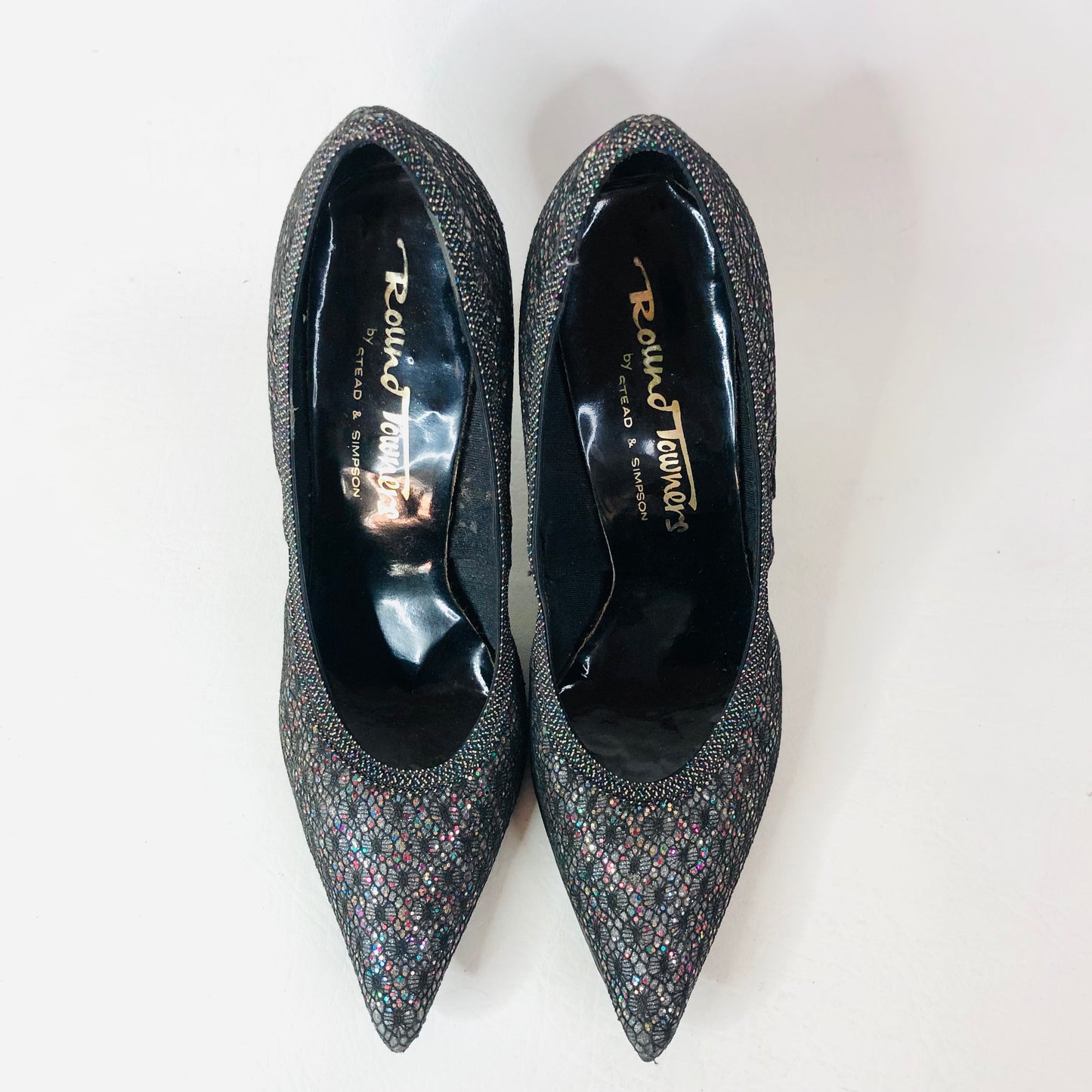 Round Towners By Stead & Simpson Grey Lace & Glitter Vintage Court Shoes Size 4