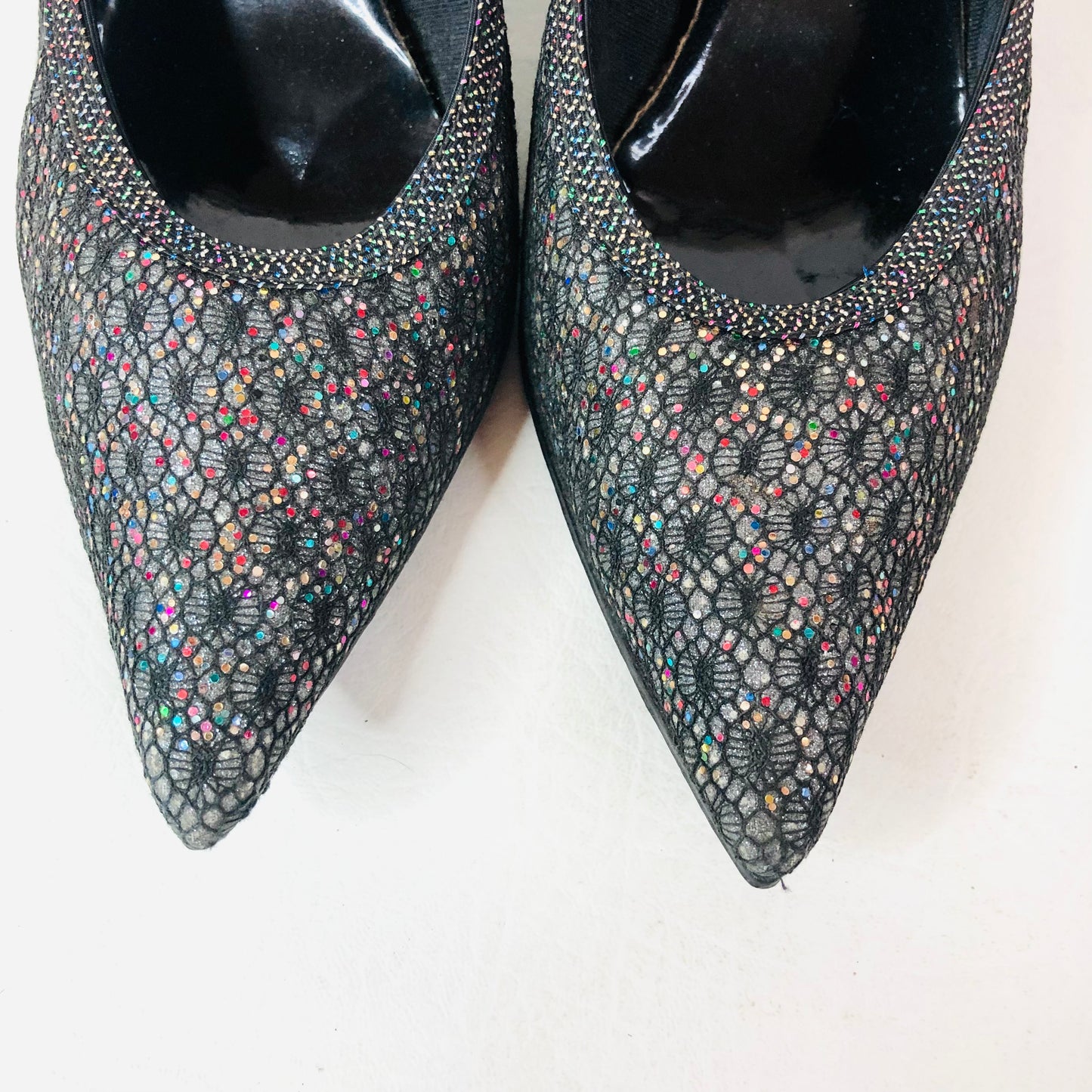Round Towners By Stead & Simpson Grey Lace & Glitter Vintage Court Shoes Size 4