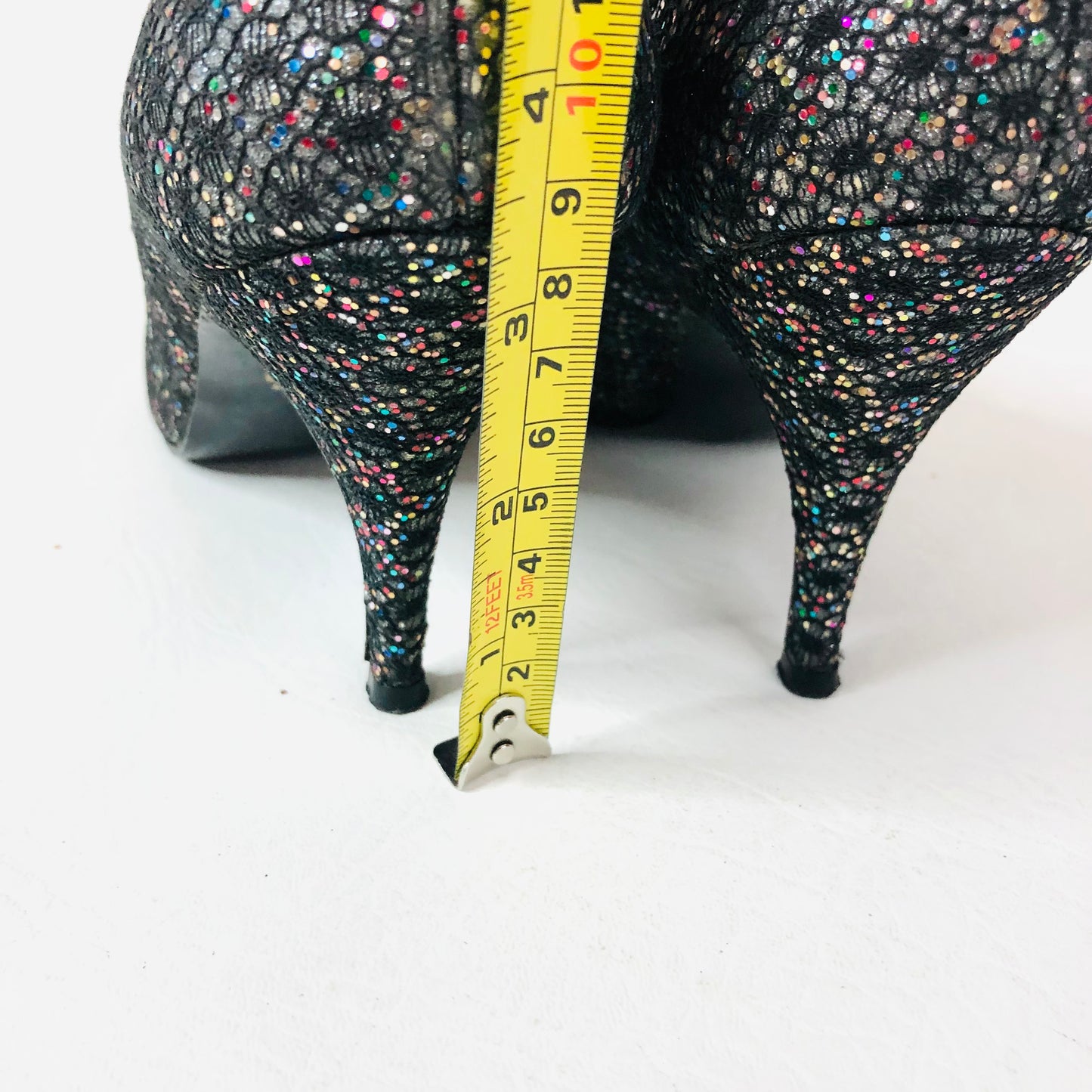 Round Towners By Stead & Simpson Grey Lace & Glitter Vintage Court Shoes Size 4