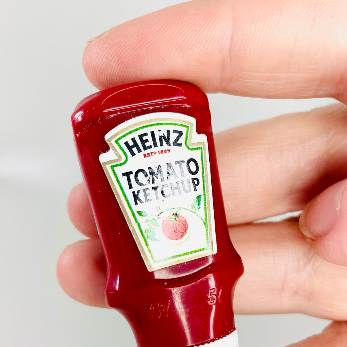 ZURU 5 | Mini Brands Series 1 UK | Food Heinz Bundle | Tomato Ketchup | Big Soup