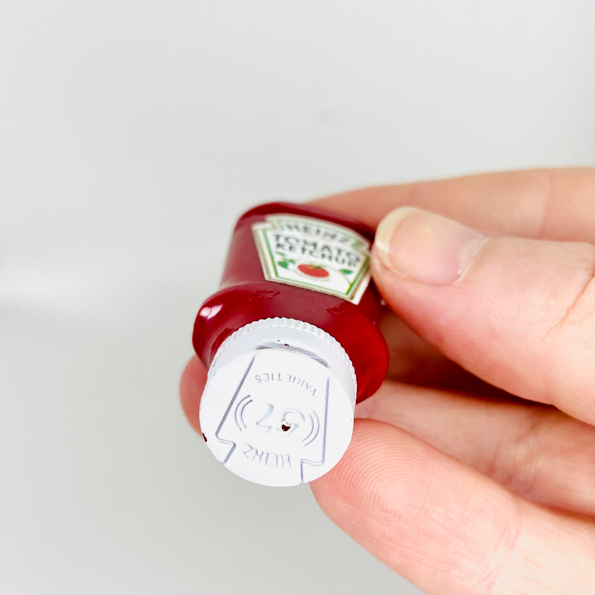 ZURU 5 | Mini Brands Series 1 UK | Food Heinz Bundle | Tomato Ketchup | Big Soup