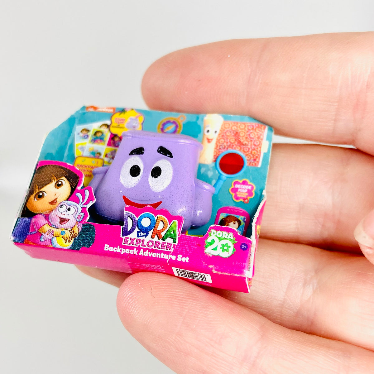 ZURU | Mini Brands | Series 1 | Girls Toy Bundle | Dora The Explorer backpack | Fingerlings Narwhale | Shimmer & Shine Teenie Genies Zahracorn Play Park