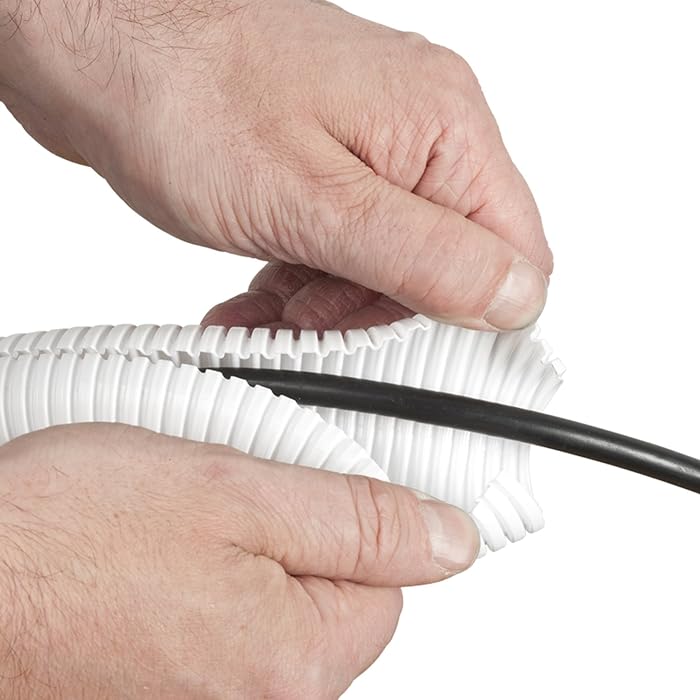 D-LINE 32MM White PRE-SPLIT CABLE TIDY TUBE 1.1M New Joblot Bundle 13x New