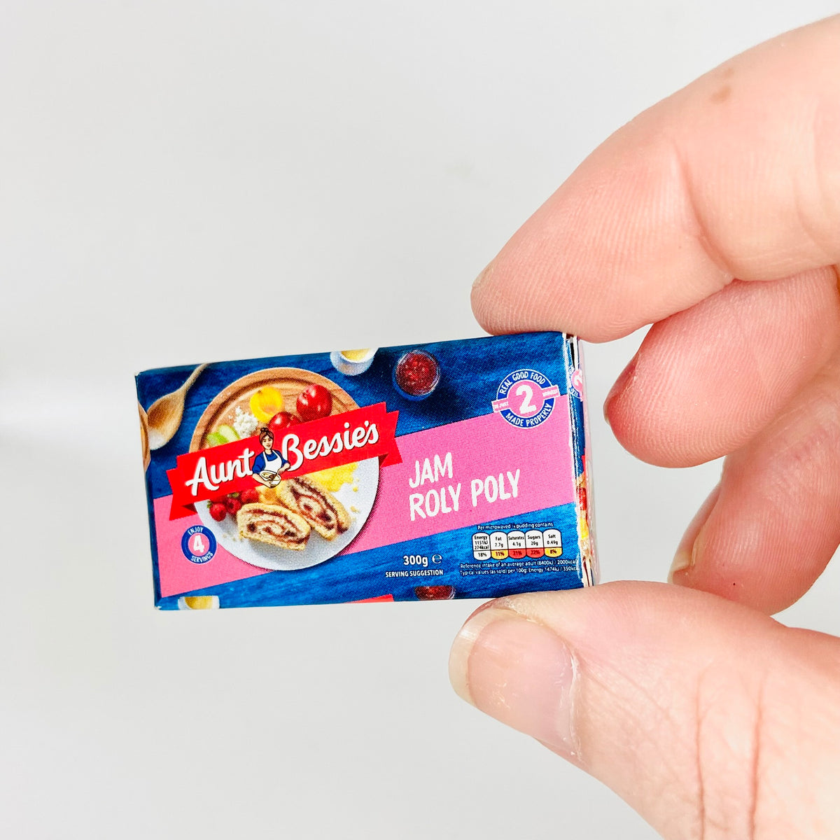 ZURU | Mini Brands UK | Aunt Bessies Bundle | Apple Crumble | Jam Roly Poly