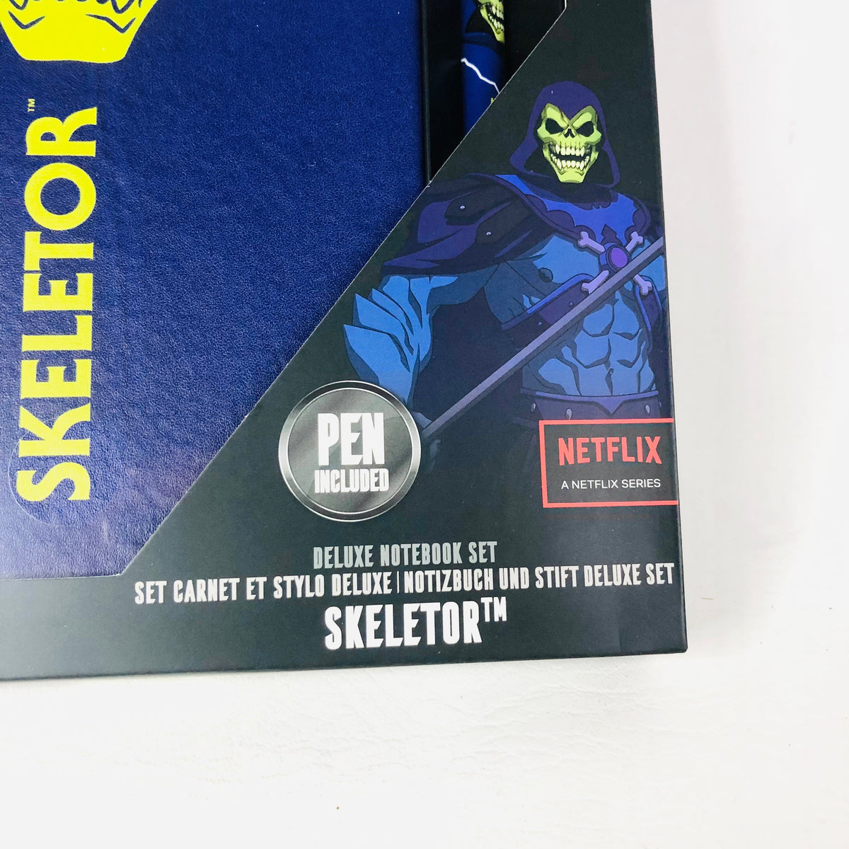 Masters of the Universe: Revelation Skeletor Deluxe Hardback Notebook & Pen Set NEW