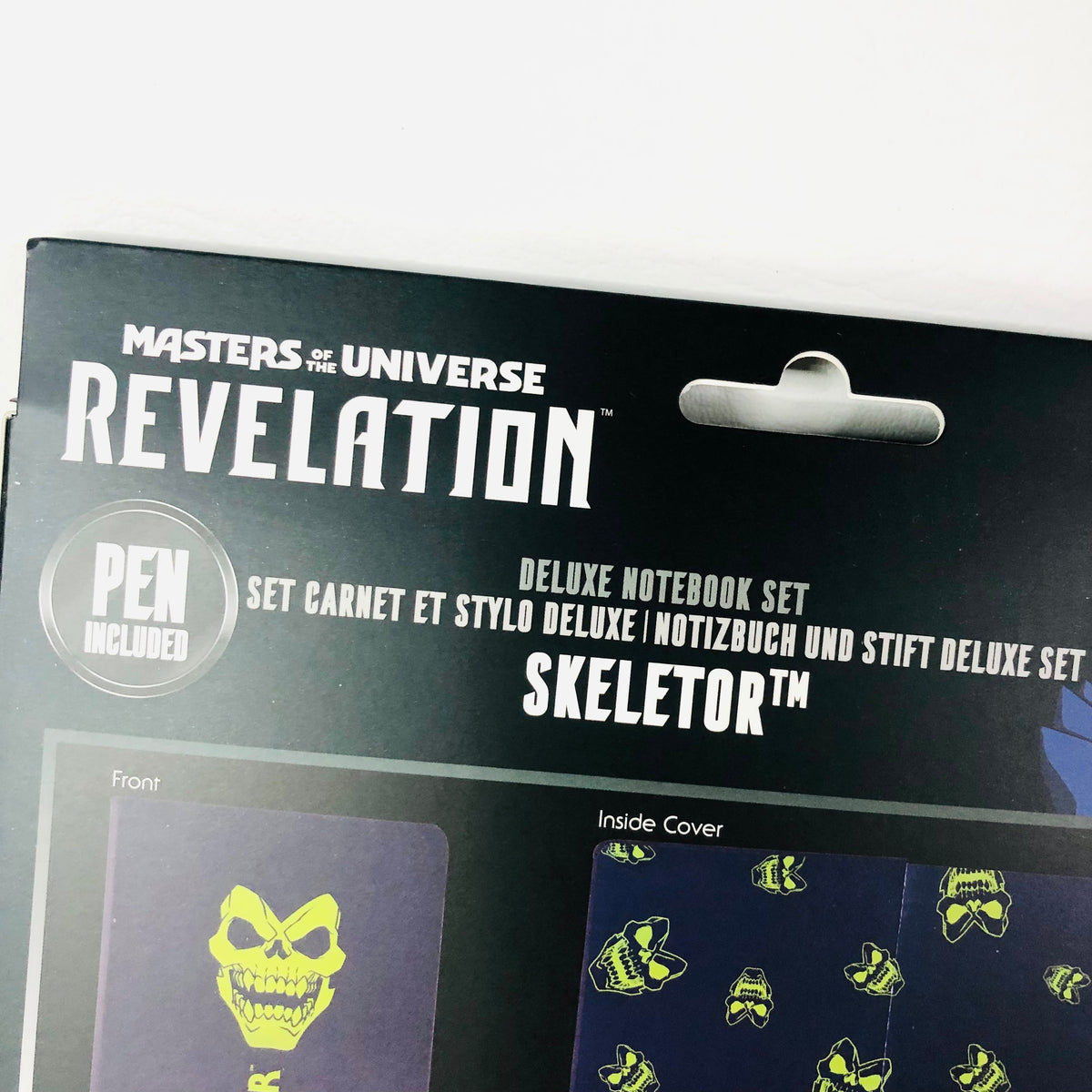 Masters of the Universe: Revelation Skeletor Deluxe Hardback Notebook & Pen Set NEW