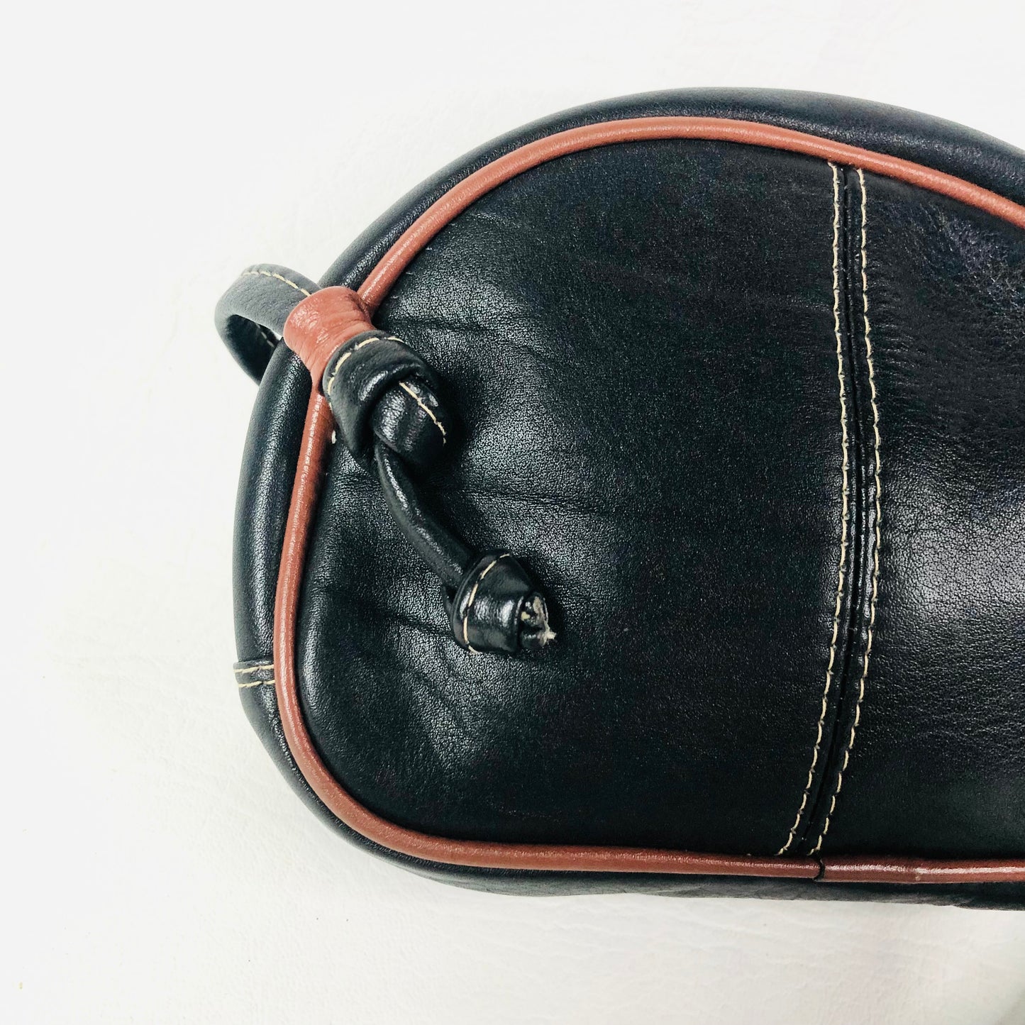Vintage 1980s Black & Tan Leather Small Crossbody Mini Bag 17x11x5cm