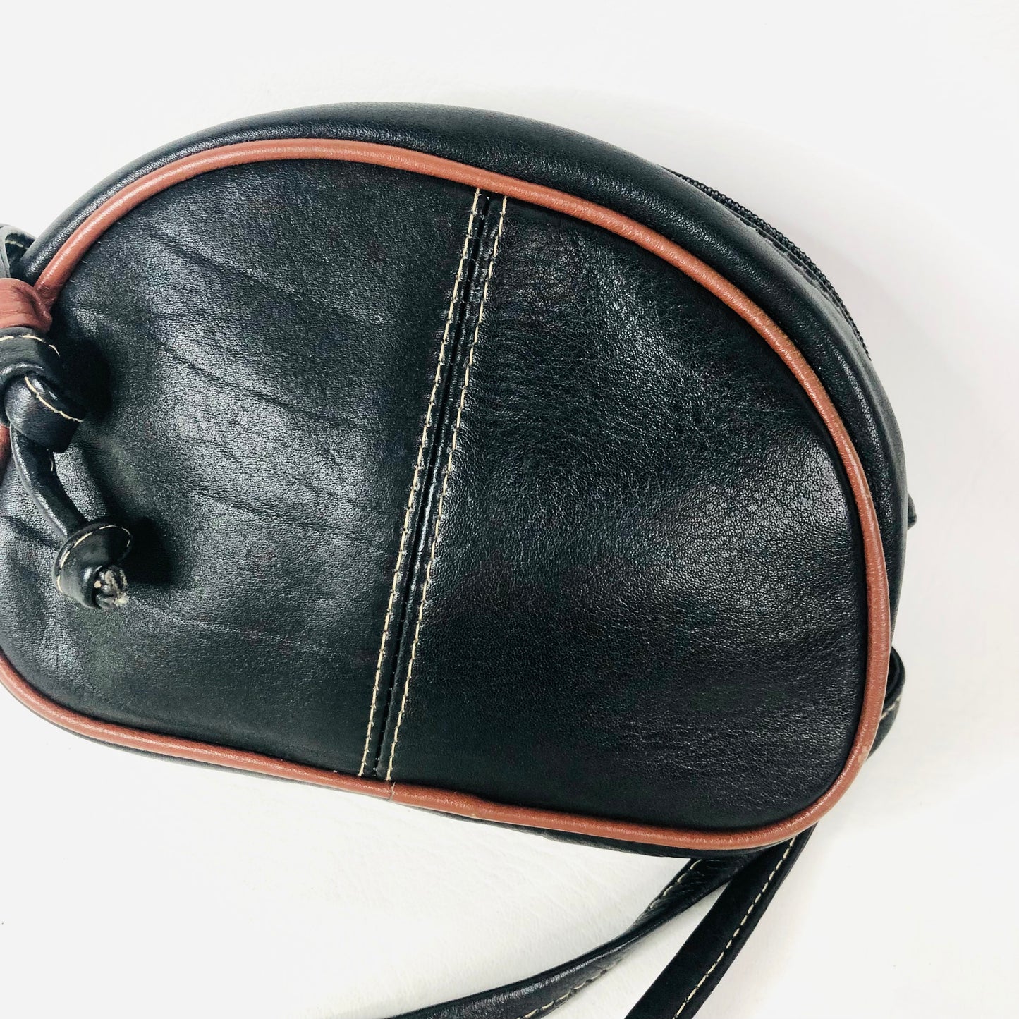 Vintage 1980s Black & Tan Leather Small Crossbody Mini Bag 17x11x5cm