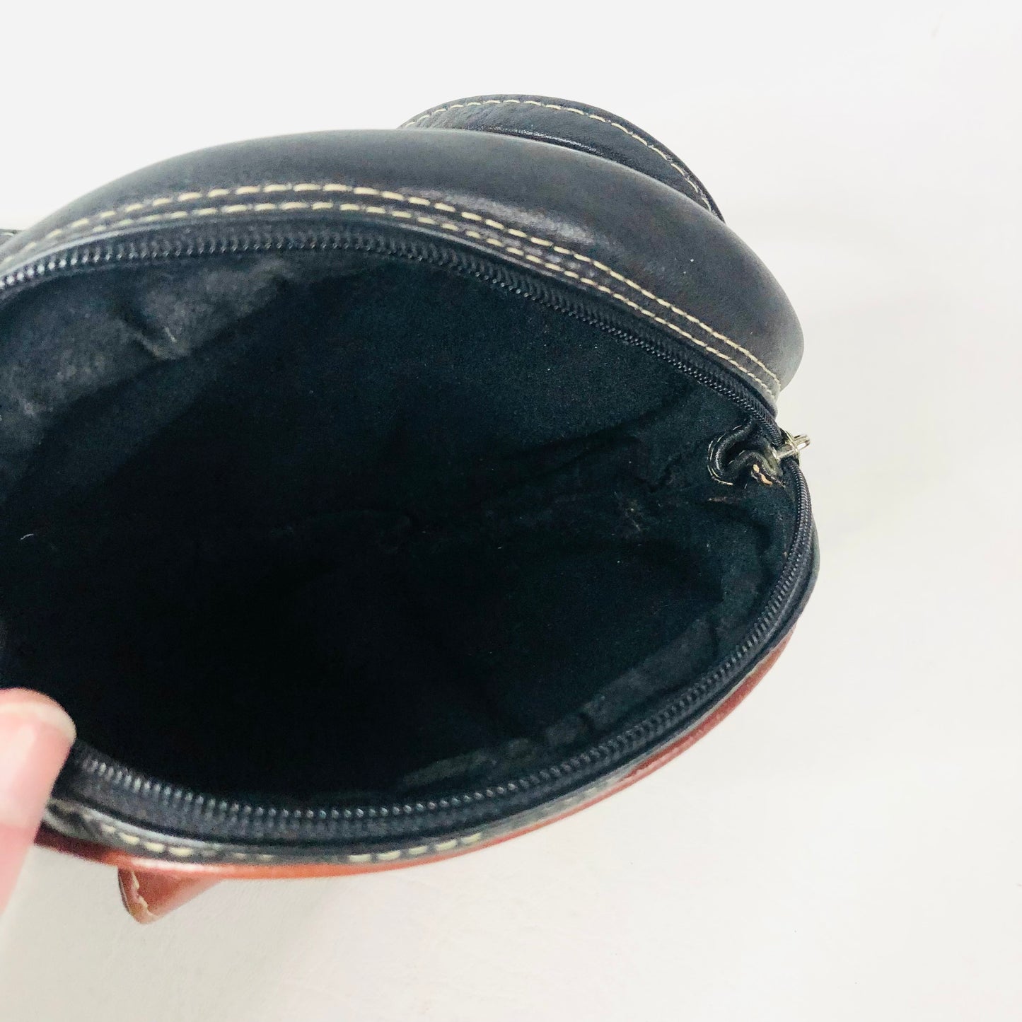 Vintage 1980s Black & Tan Leather Small Crossbody Mini Bag 17x11x5cm