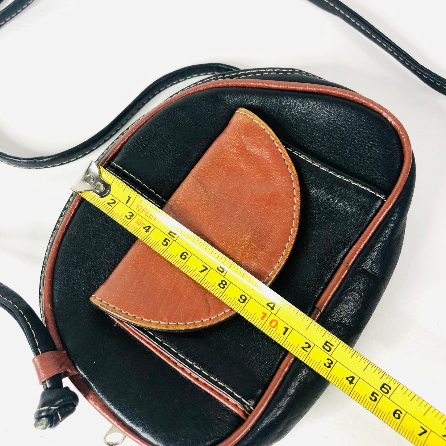 Vintage 1980s Black & Tan Leather Small Crossbody Mini Bag 17x11x5cm