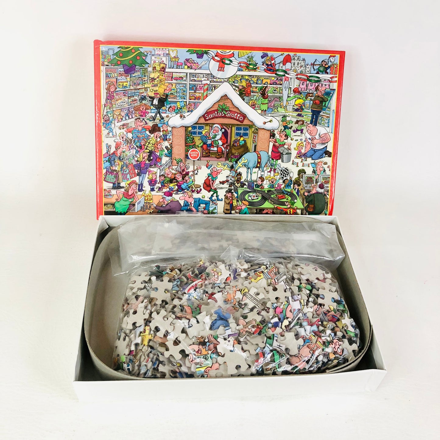 Santa's Grotto by Lee Fearnley 1000 Piece Christmas Jigsaw Puzzle - Complete