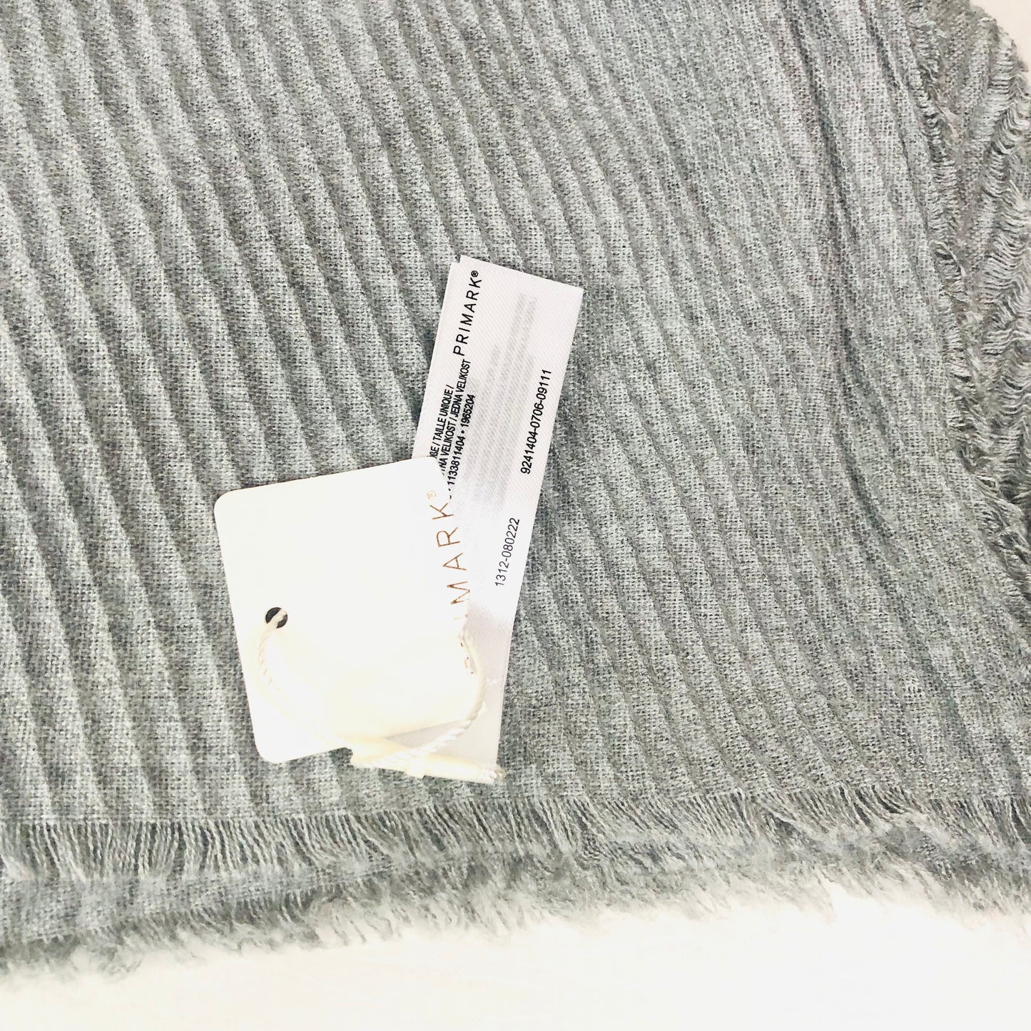 Primark Grey Crinkle Lightweight Scarf (70 X 178 CM)  NEW With Tags