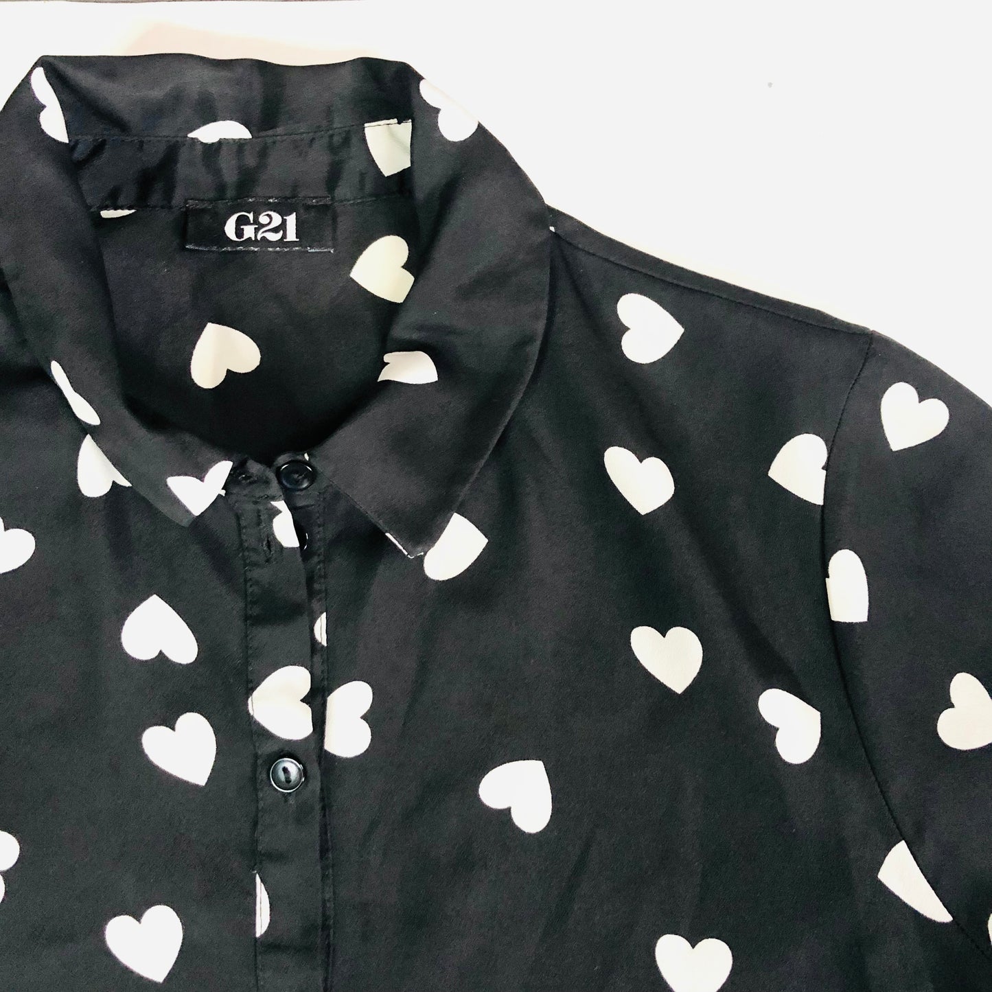 G21 Women's Black & White Longline Blouse Chiffon Shirt White Heart Pattern Size 14