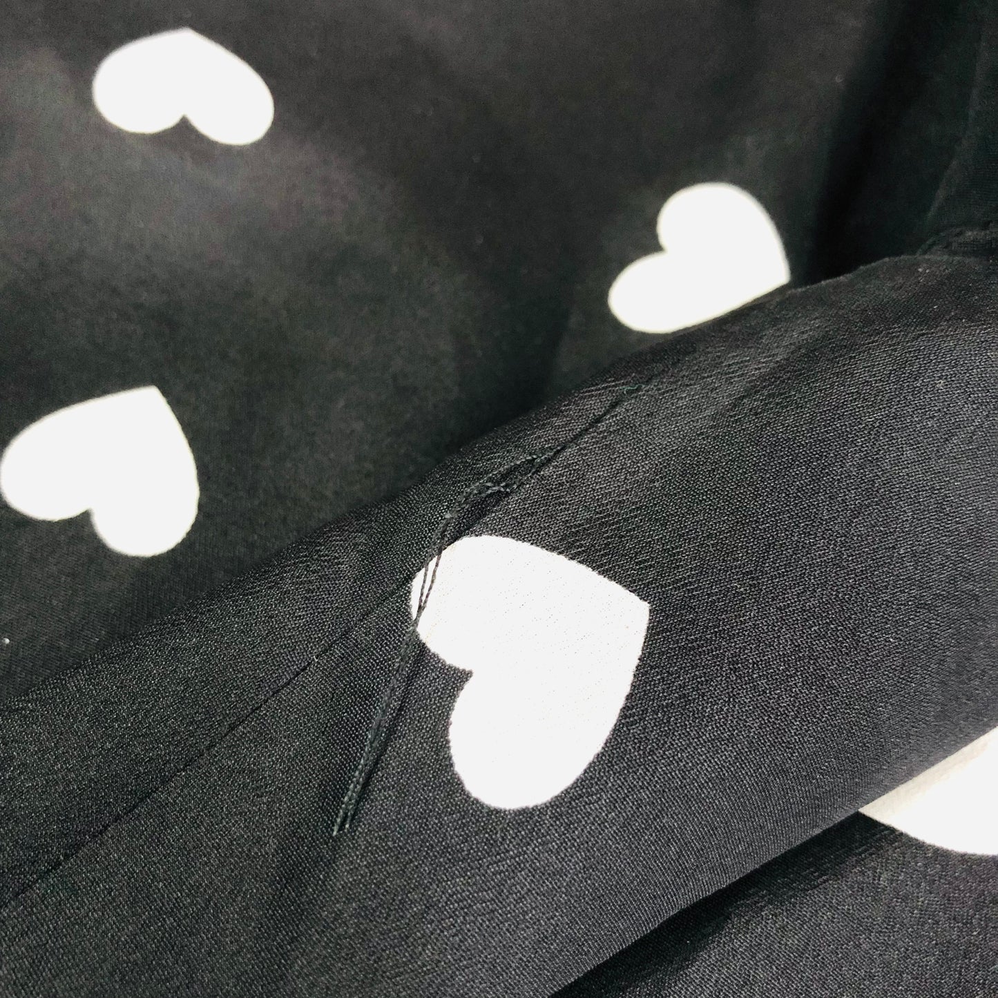 G21 Women's Black & White Longline Blouse Chiffon Shirt White Heart Pattern Size 14