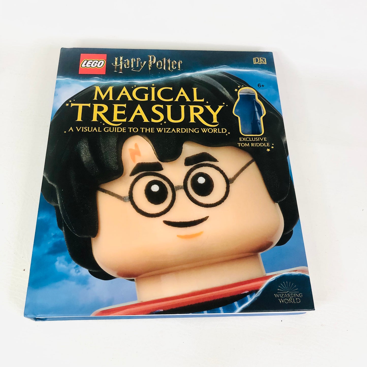 Lego Harry Potter Magical Treasury Book (No Figure) - Visual Guide to the Wizarding World (DK Books)