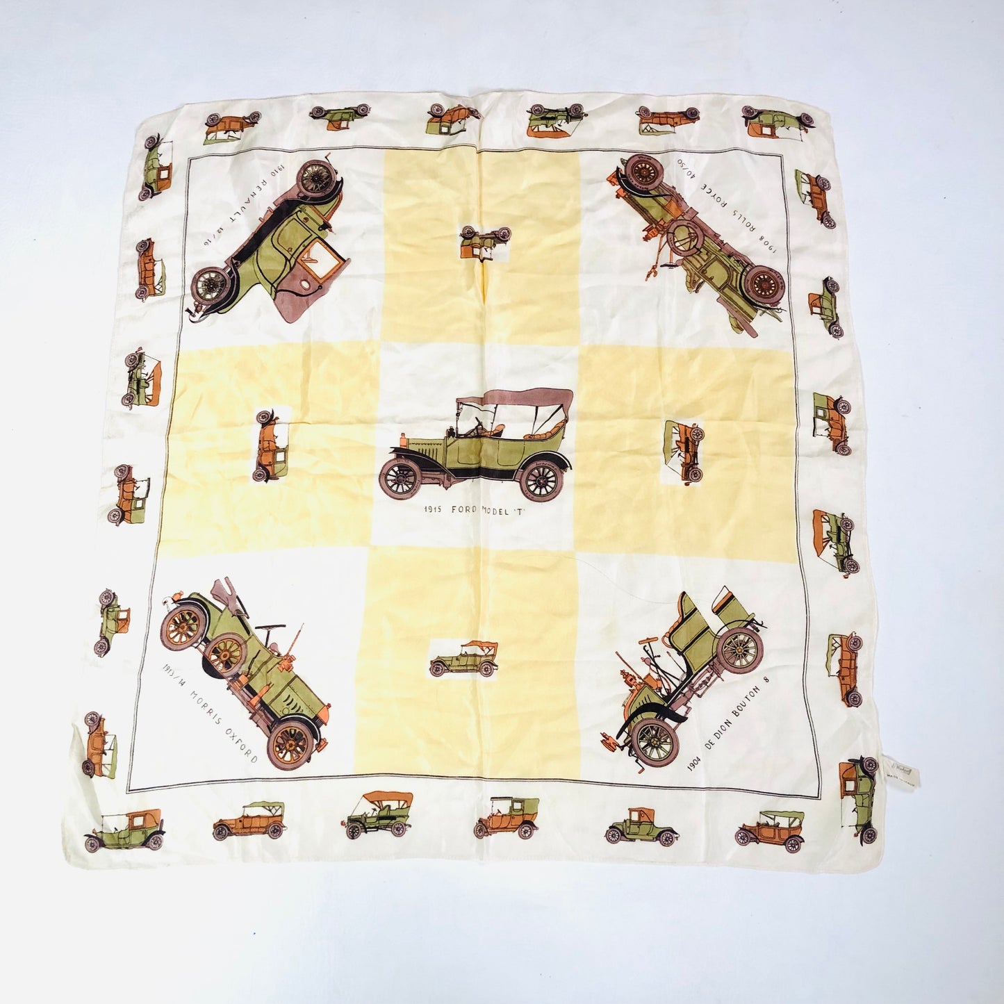 St Michael Made in Italy Vintage Faux Silk Old Cars Automobiles Cream Square 64cm Scarf