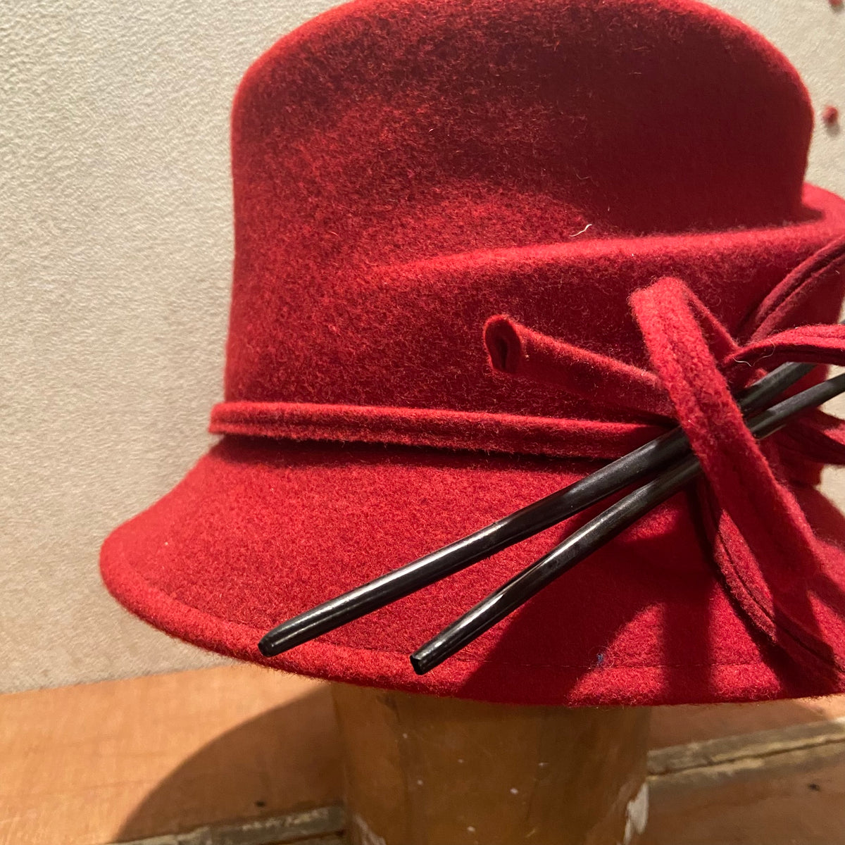 Vintage | Whiteley Hat Company | Wool Felt | Red & Black | 20s Style | Asymmetric Cloche | Winter Formal | Downton Abbey