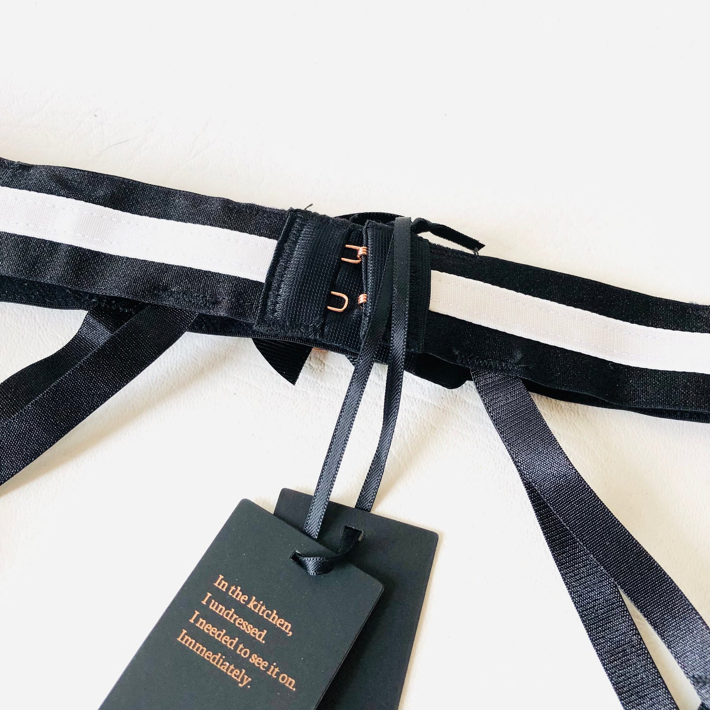 Scantilly By Curvy Kate Decadence Black & White Monochrome Suspender Belt Size Small NEW