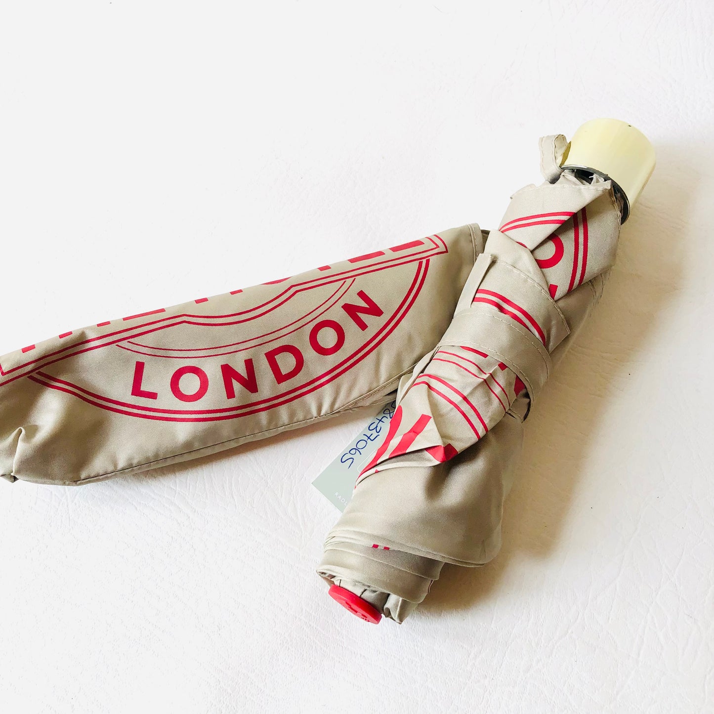 Radley Book Street Hotel Chalk Off-WhiteResponsible Foldaway Superlite Umbrella NEW