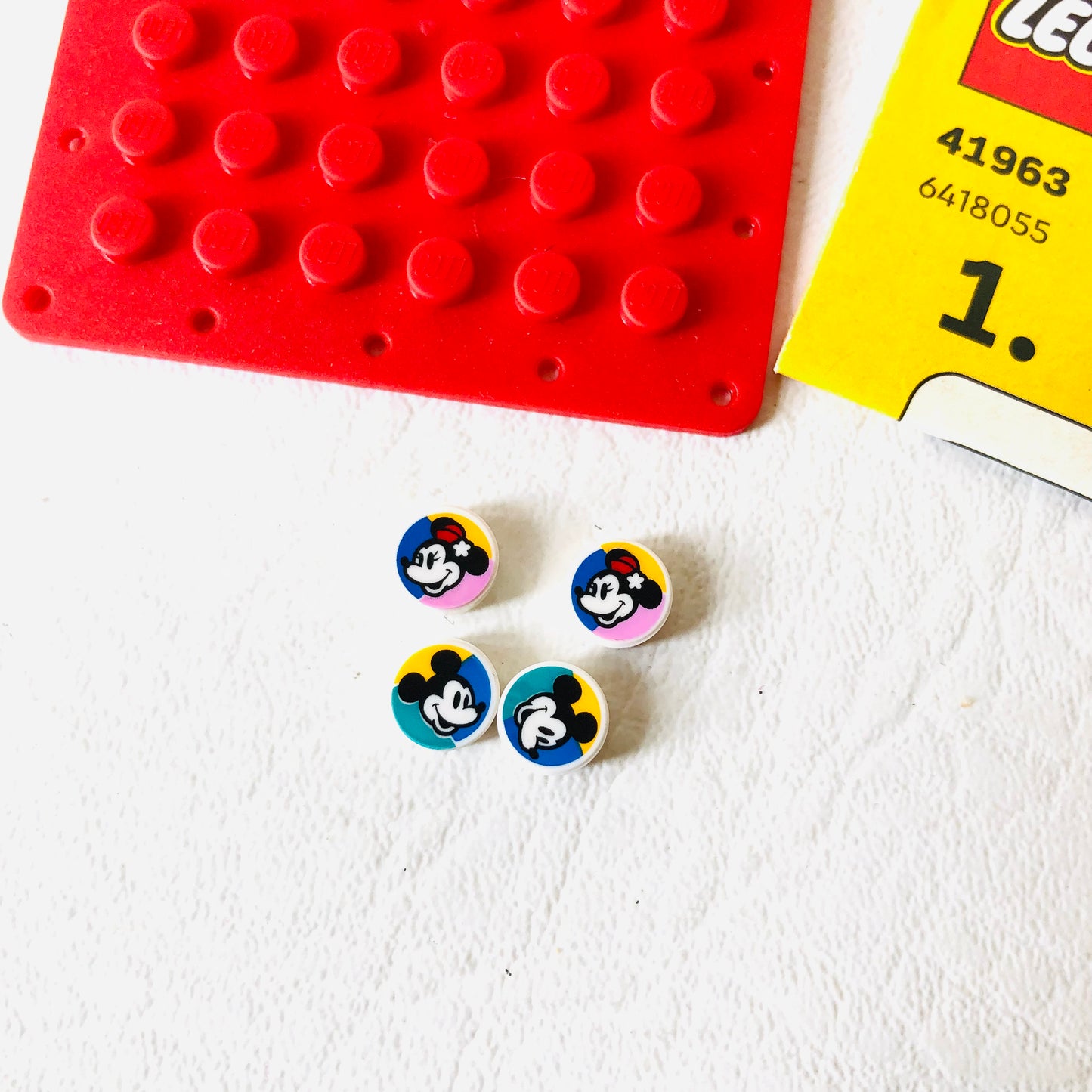 Lego DOTS: Mickey Mouse & Minnie Mouse Stitch-on Patch (41963) 100% Complete With Instructions