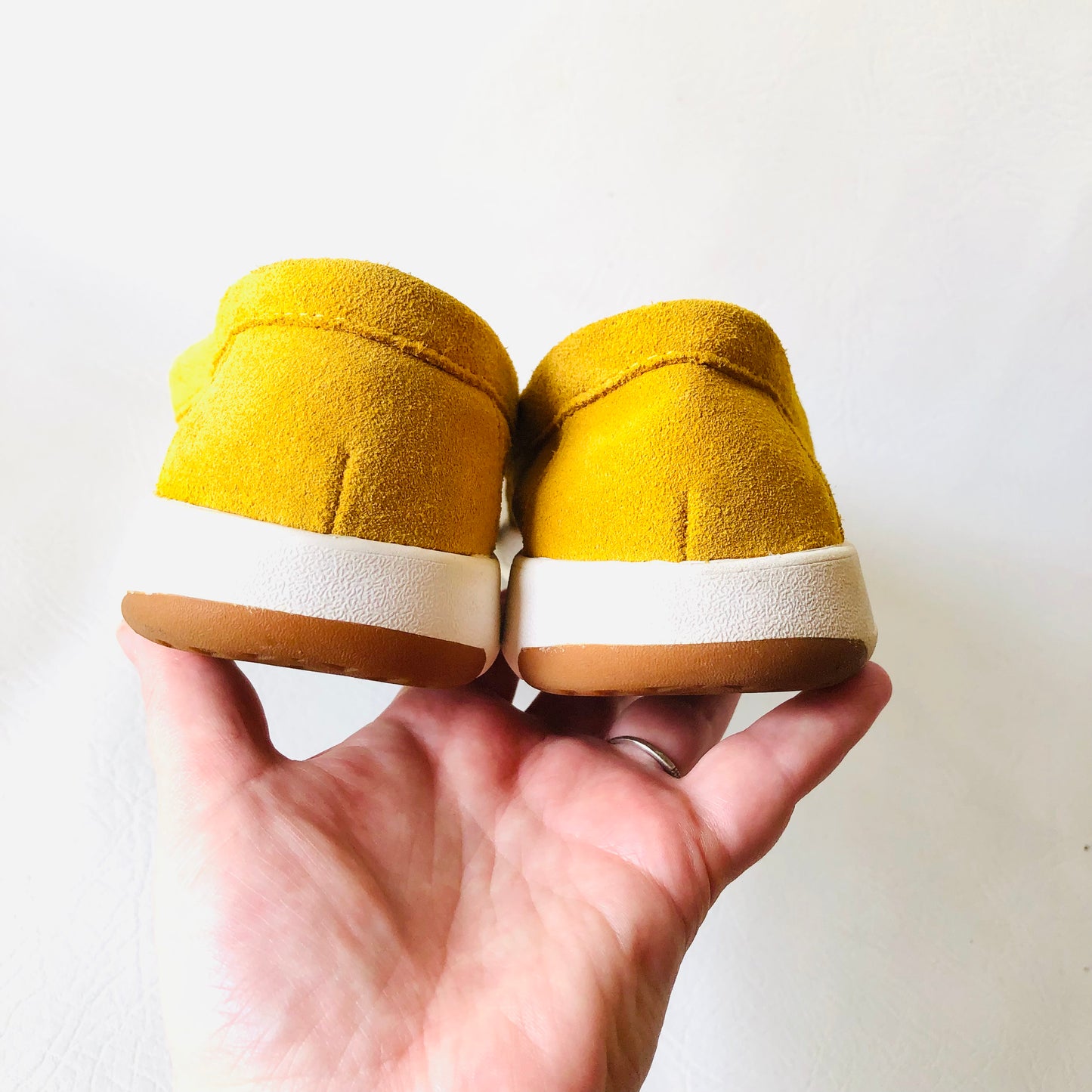 Lands' End Yellow Suede Leather Loafer Flat Slip On Shoes Size 5 (38) Narrow