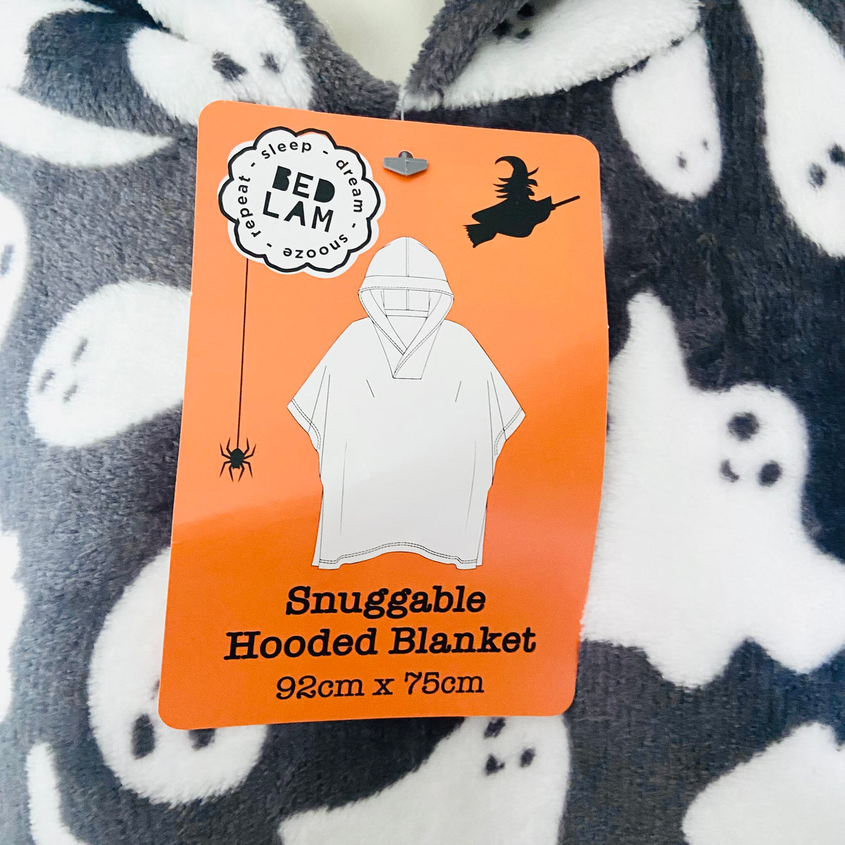 Kids | Bedlam | Snuggable Hooded Wearable Blanket | Poncho | Ghost Print | 92 x 75cm | NEW | Halloween | Soft | RRP £30