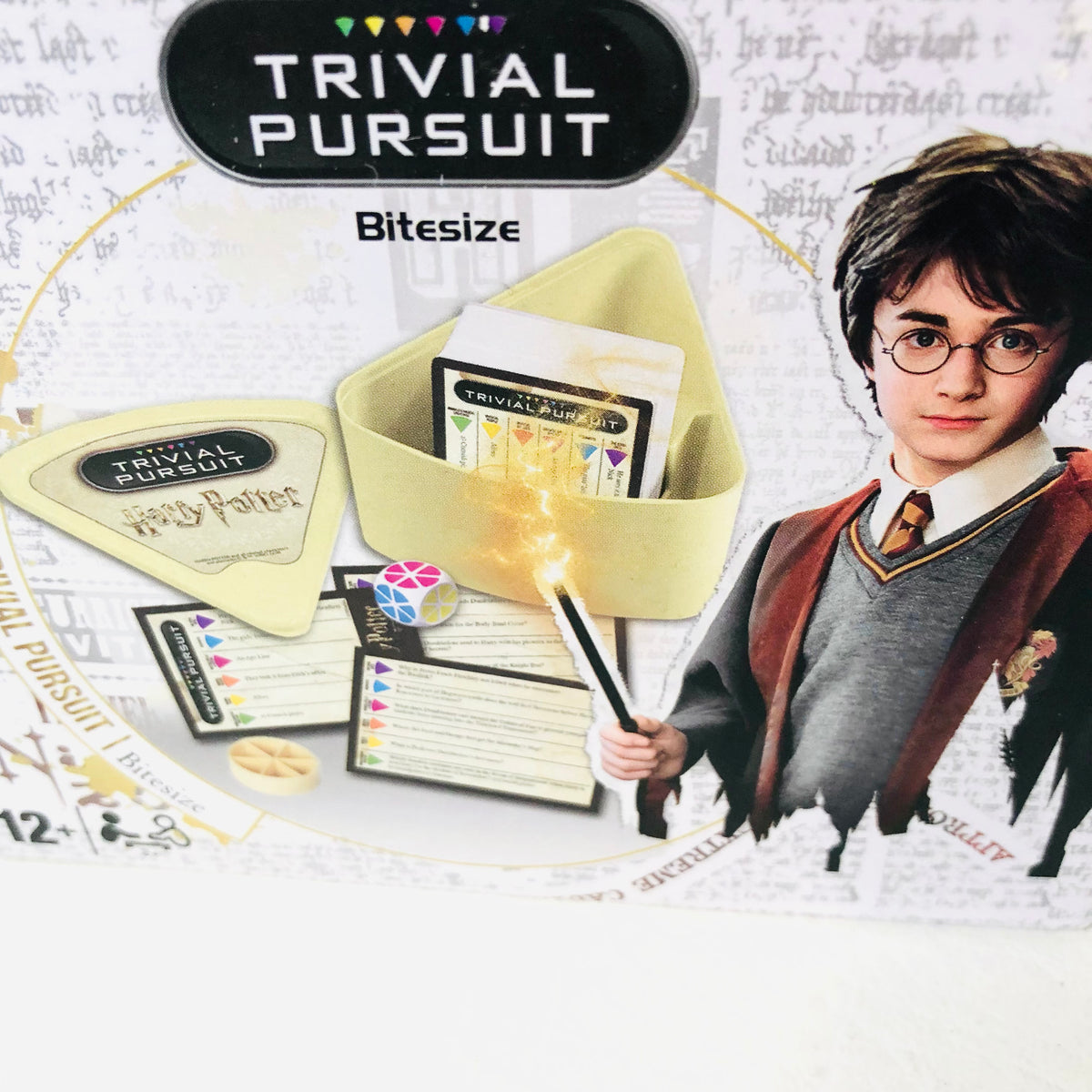 Hasbro Trivial Pursuit Bitesize Harry Potter Volume 1 Travel Quiz Card Game NEW