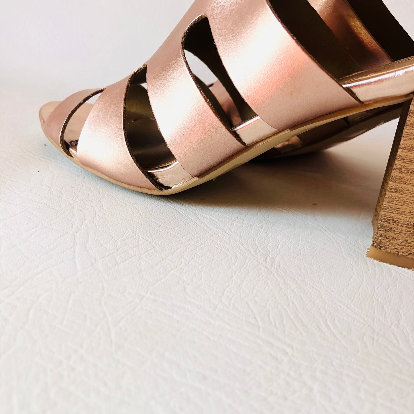 Dolcis Rose Gold Strappy Gladiator Style Block Sandal Heels Size 6 (39)