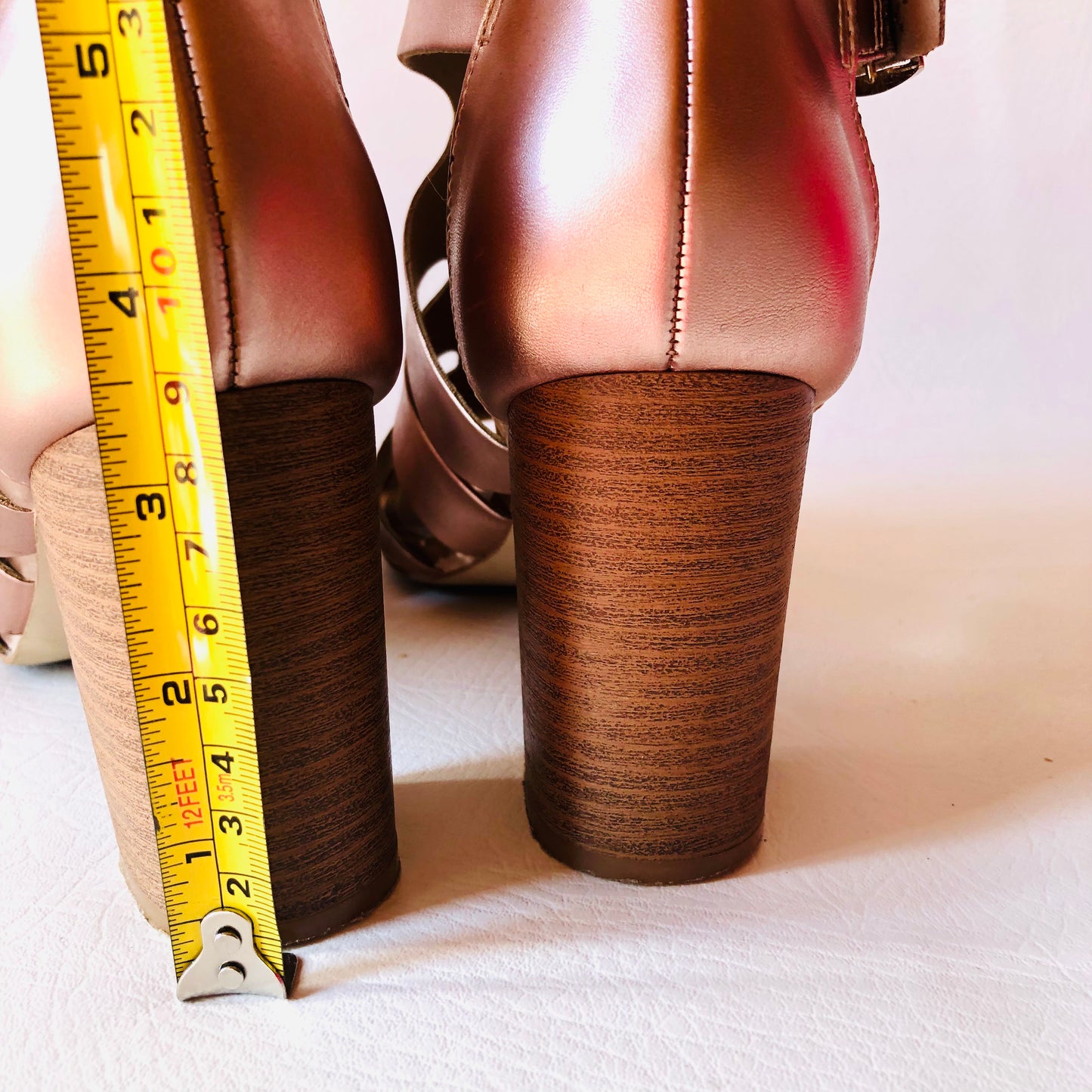 Dolcis Rose Gold Strappy Gladiator Style Block Sandal Heels Size 6 (39)