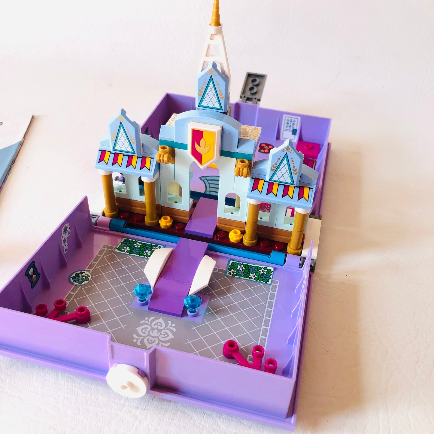 LEGO Disney Princess: Anna and Elsa's Storybook Adventures (43175) 100% Complete With Instructions & Minifigures & Box