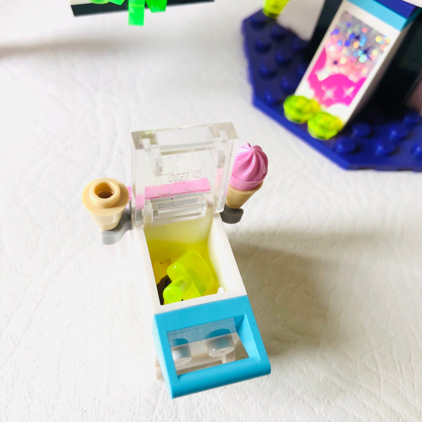 LEGO FRIENDS: Amusement Park Space Ride (41128) 100% Complete With Instructions & Minifigures & Box