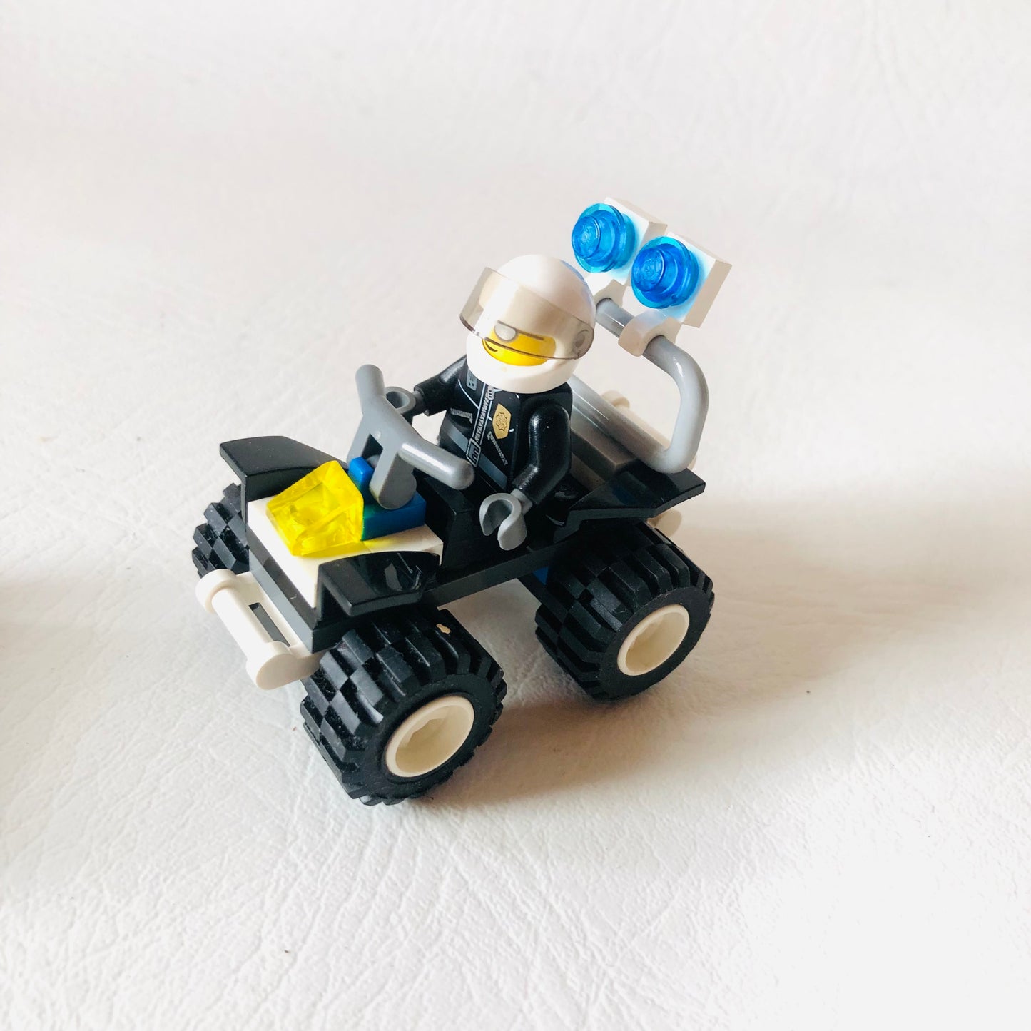 Lego City: Police 4x4 Off Road Vehicle (5625) 100% Complete With Instructions & Minifigure