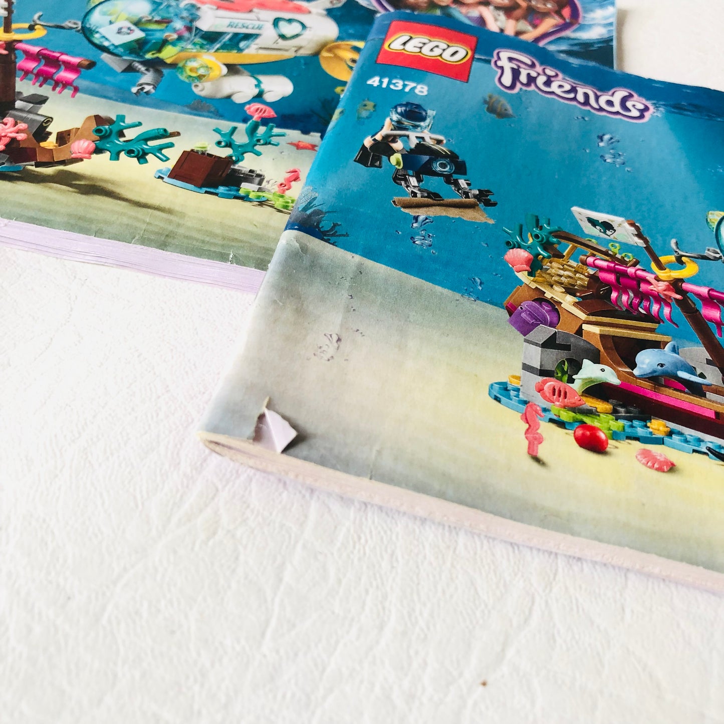 LEGO FRIENDS: Dolphins Rescue Mission (41378) 100% Complete With Instructions & Minifigures & Box