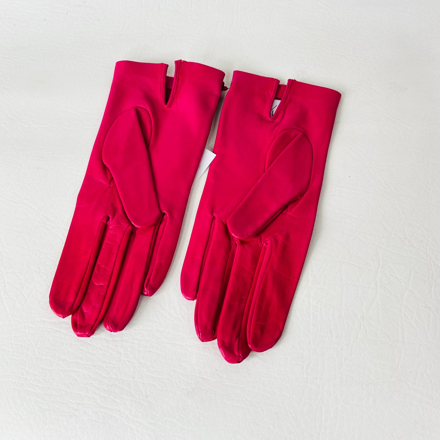OK Gloves Fuchsia Pink Soft Genuine Leather Ladies Gloves Size 7.5 NEW