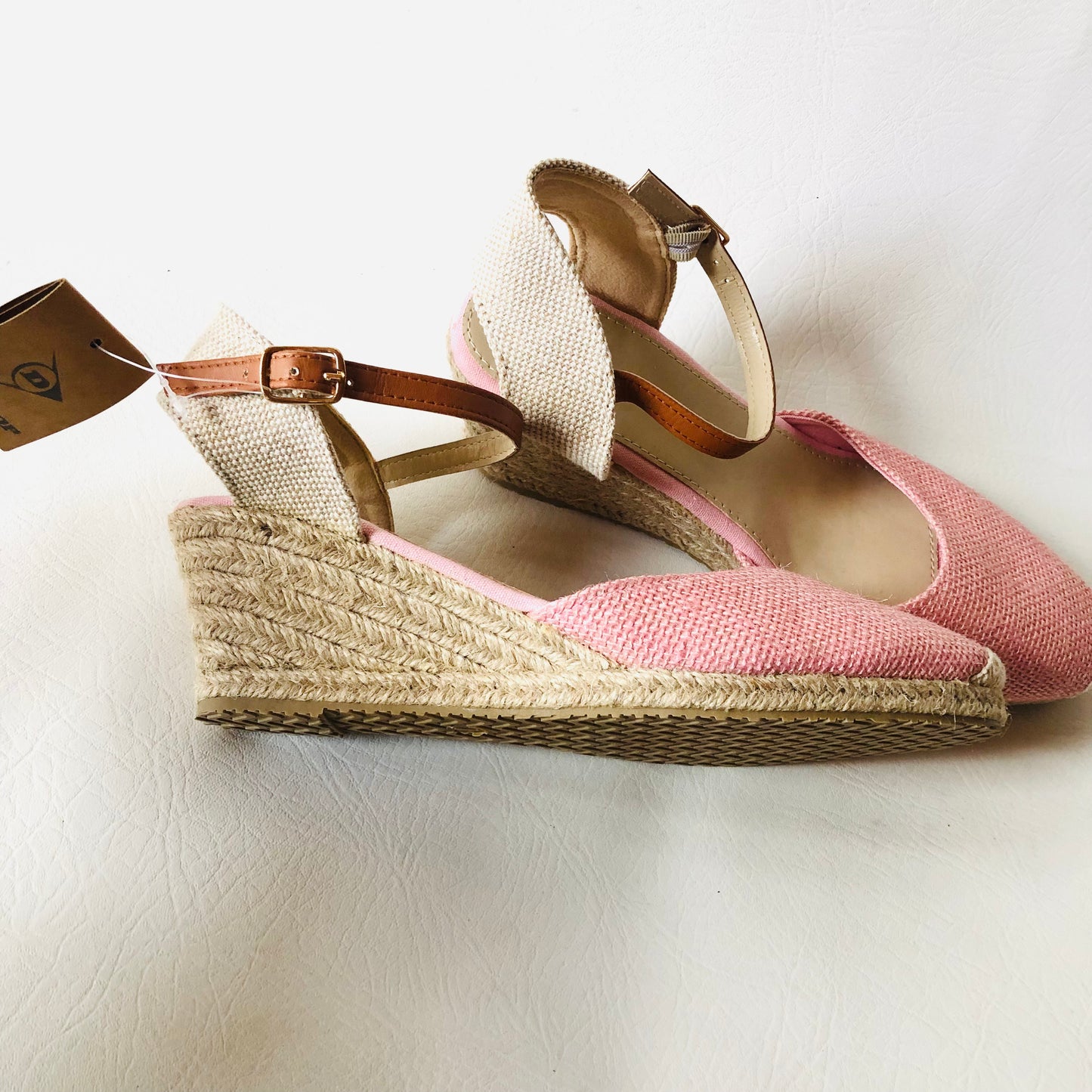Dunlop Light Pink Indra Wedge Espadrille Memory Foam Sandals Size 7 NEW