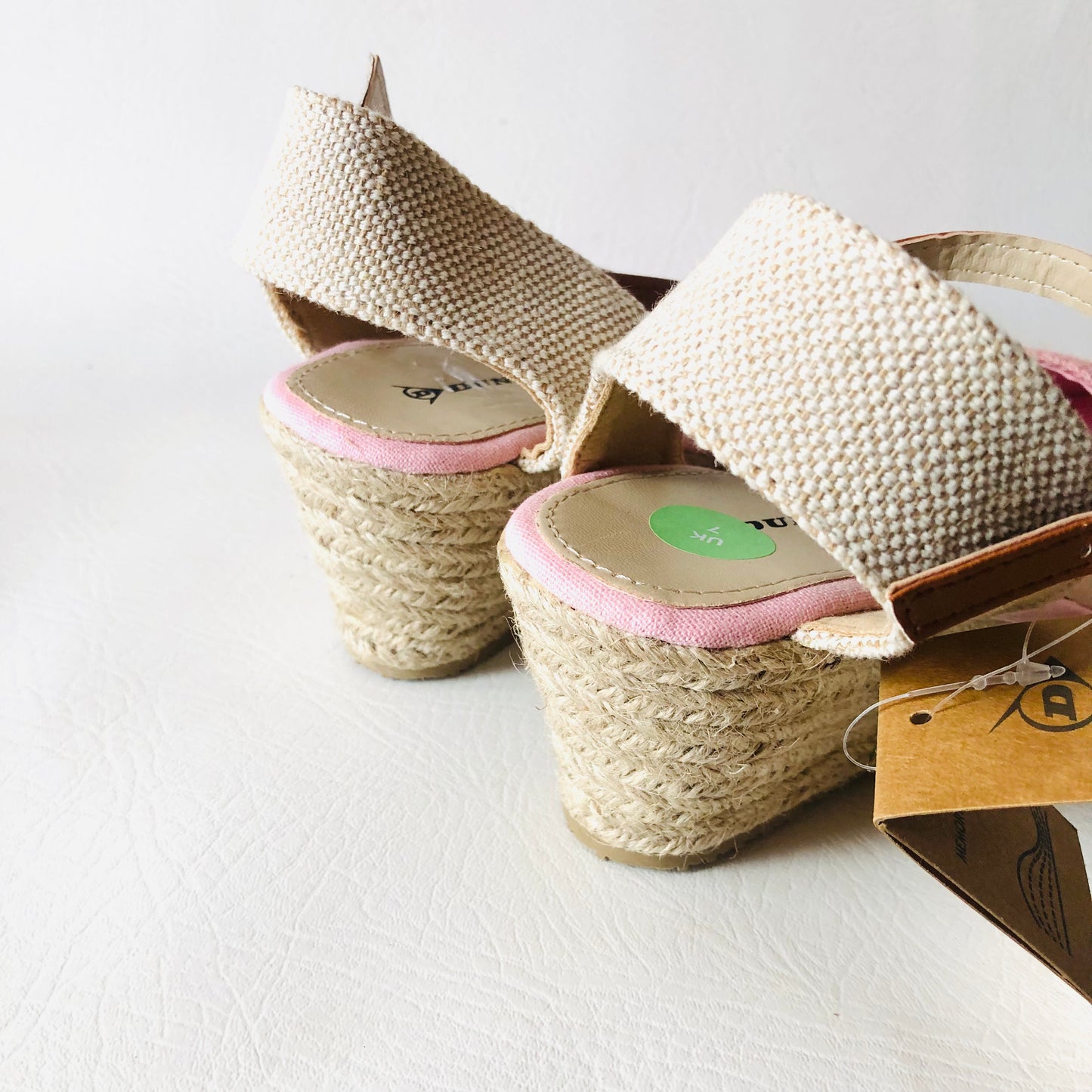 Dunlop Light Pink Indra Wedge Espadrille Memory Foam Sandals Size 7 NEW