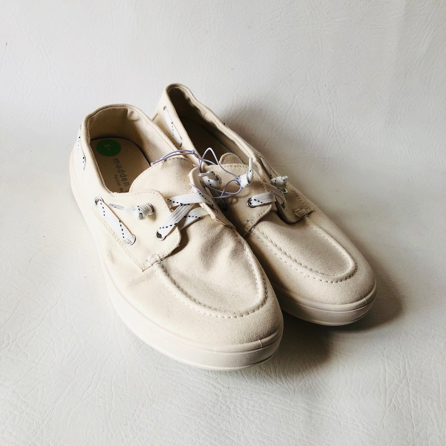 Steve Madden Girl Natural Canvas Cream Galley Boat Sneaker Size UK 7 (EU 40)NEW