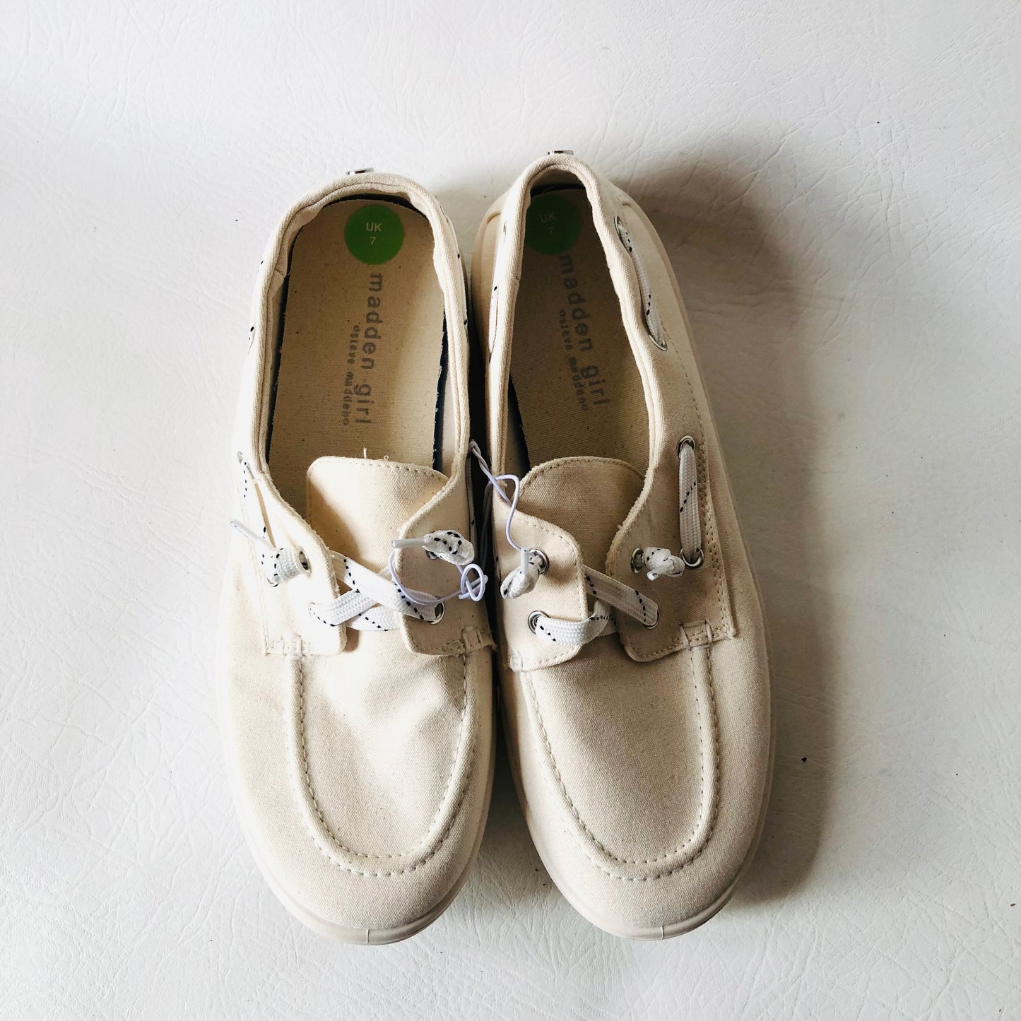 Steve Madden Girl Natural Canvas Cream Galley Boat Sneaker Size UK 7 (EU 40)NEW