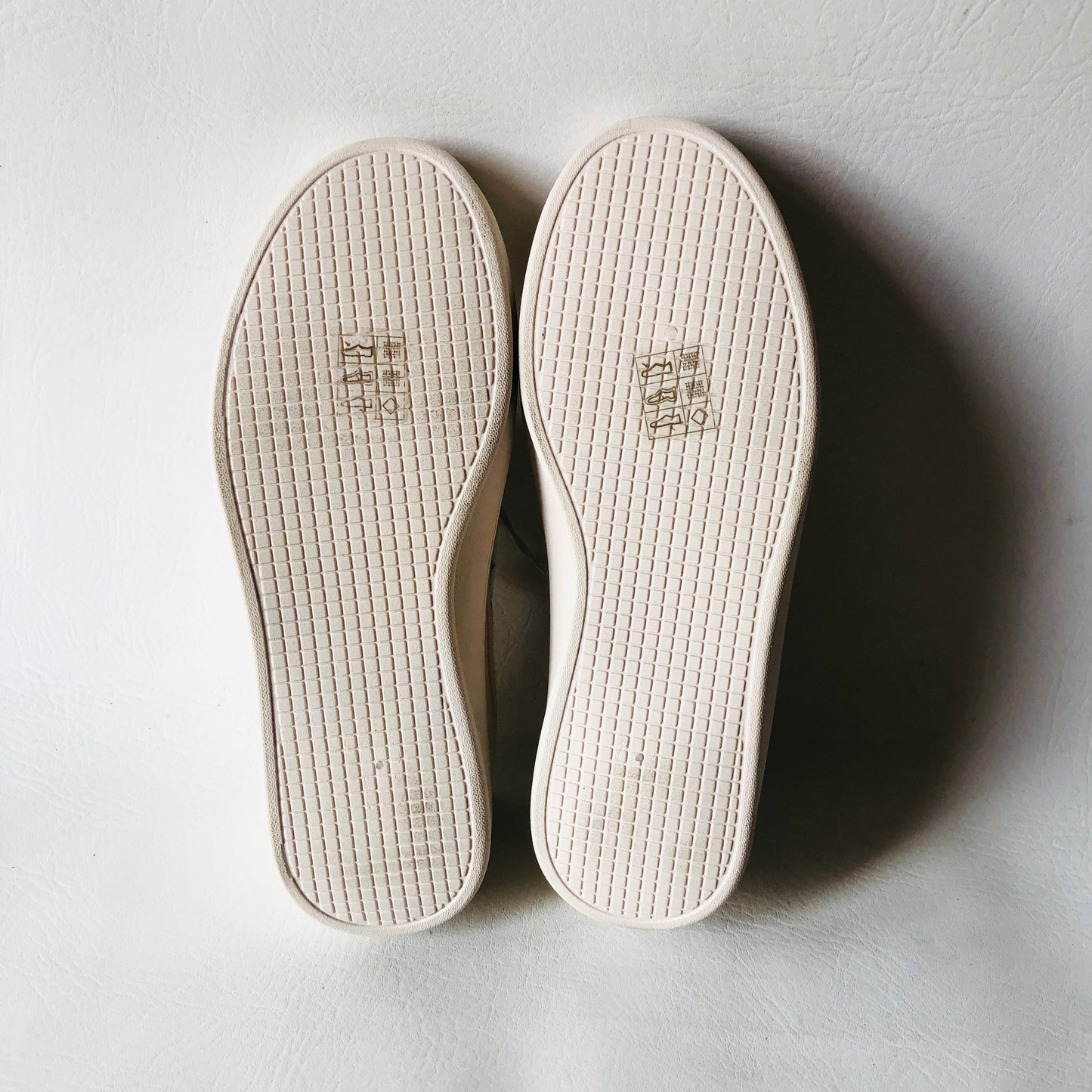 Steve Madden Girl Natural Canvas Cream Galley Boat Sneaker Size UK 7 (EU 40)NEW