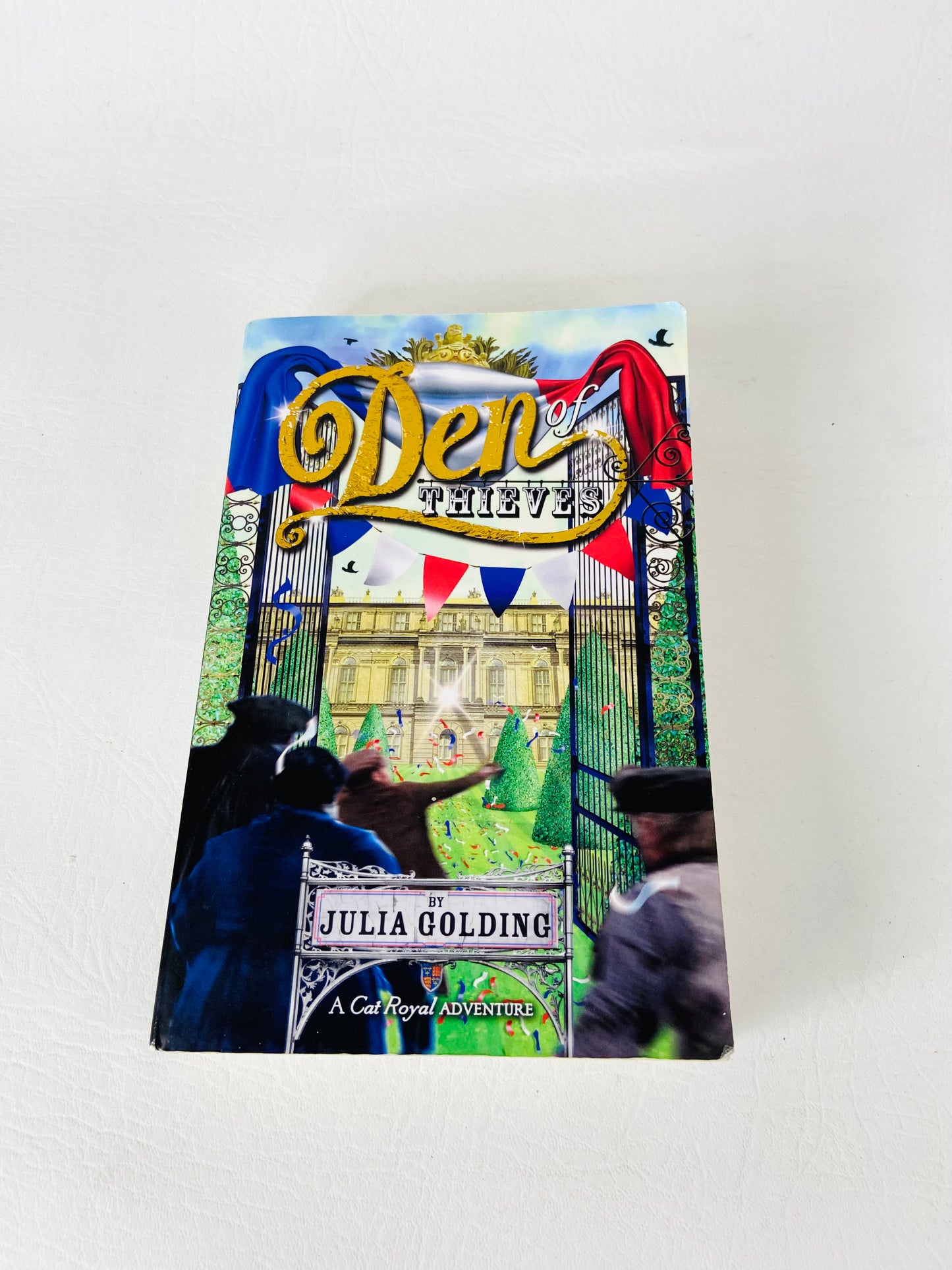 Den of Thieves - Julia Golding - A Cat Royal Adventure (Book 3) Paperback SIGNED