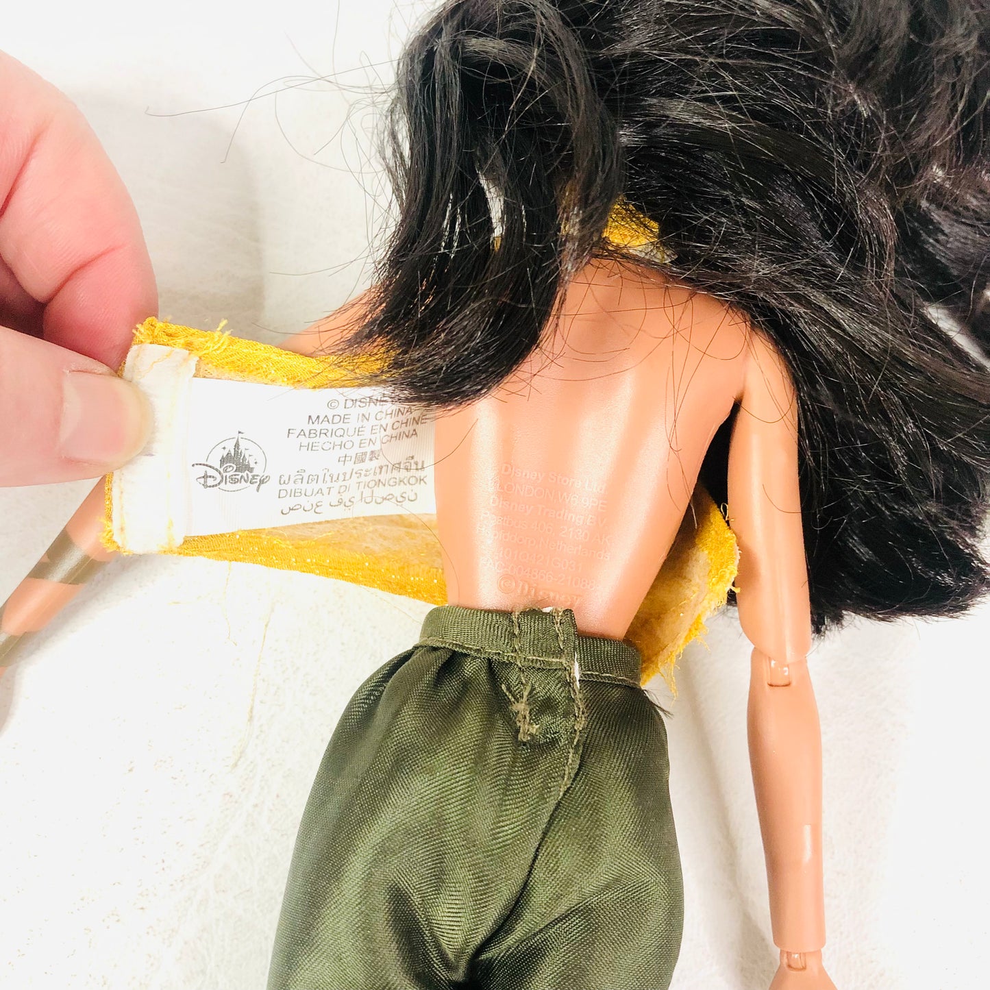 Disney Store official RAYA And The Last Dragon doll 11”