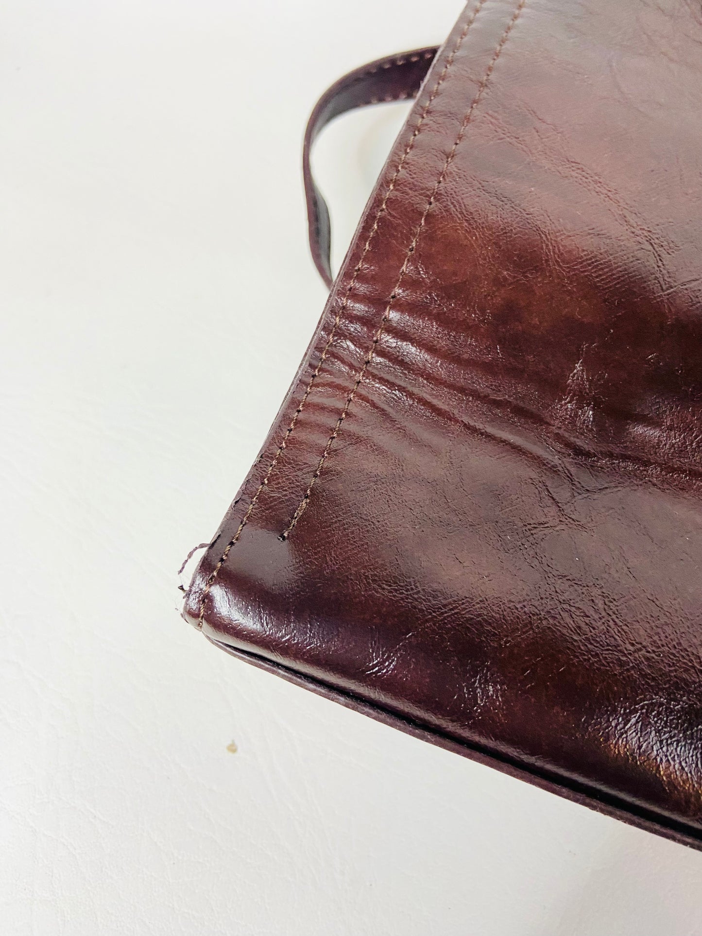 Mikaxiqi & Bags Est. 1985 Chocolate Brown Shoulder Bag Faux Leather 90s Style