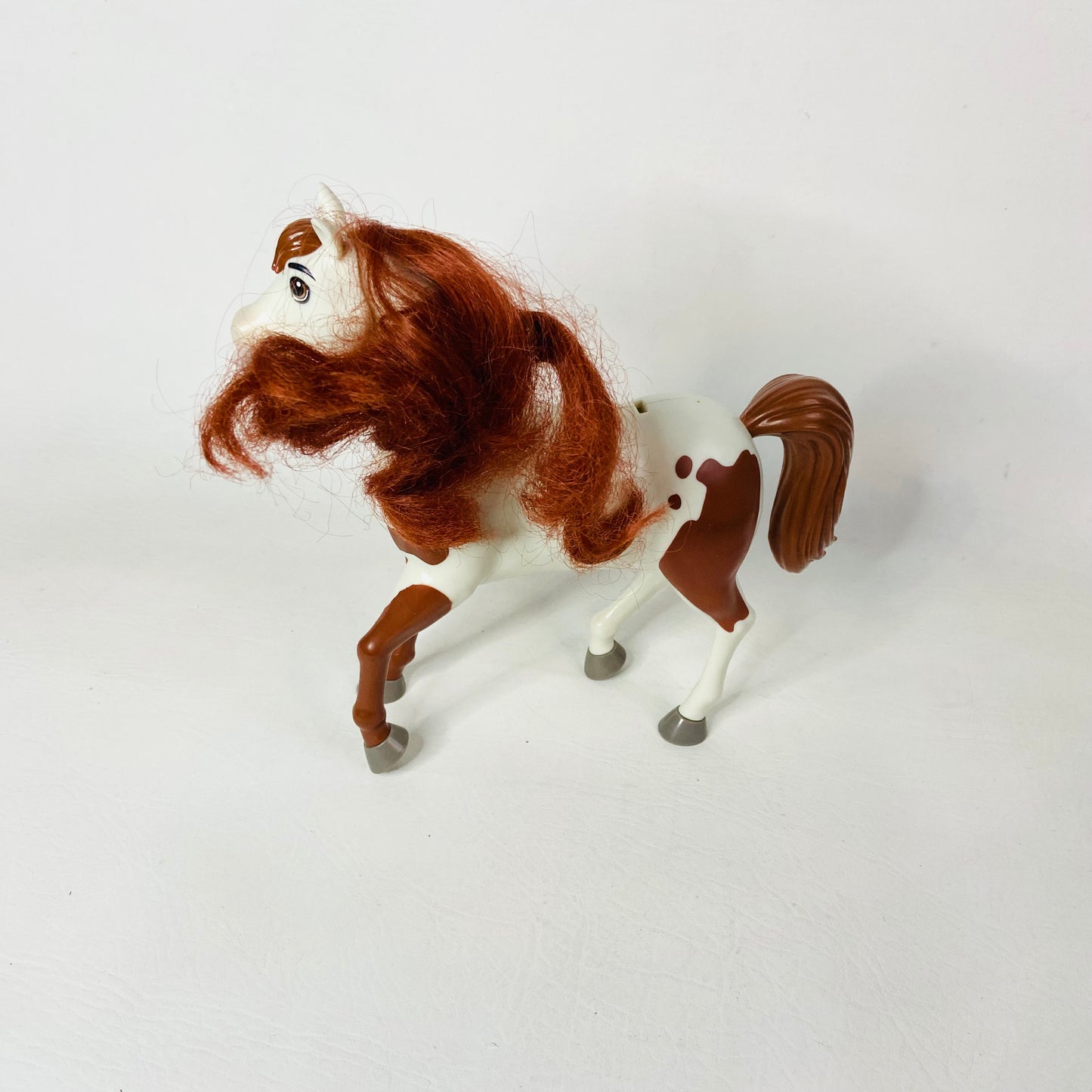 Bundle of 6 Dreamworks Mattel Spirit Untamed Riding Free Wild Horses & Saddles