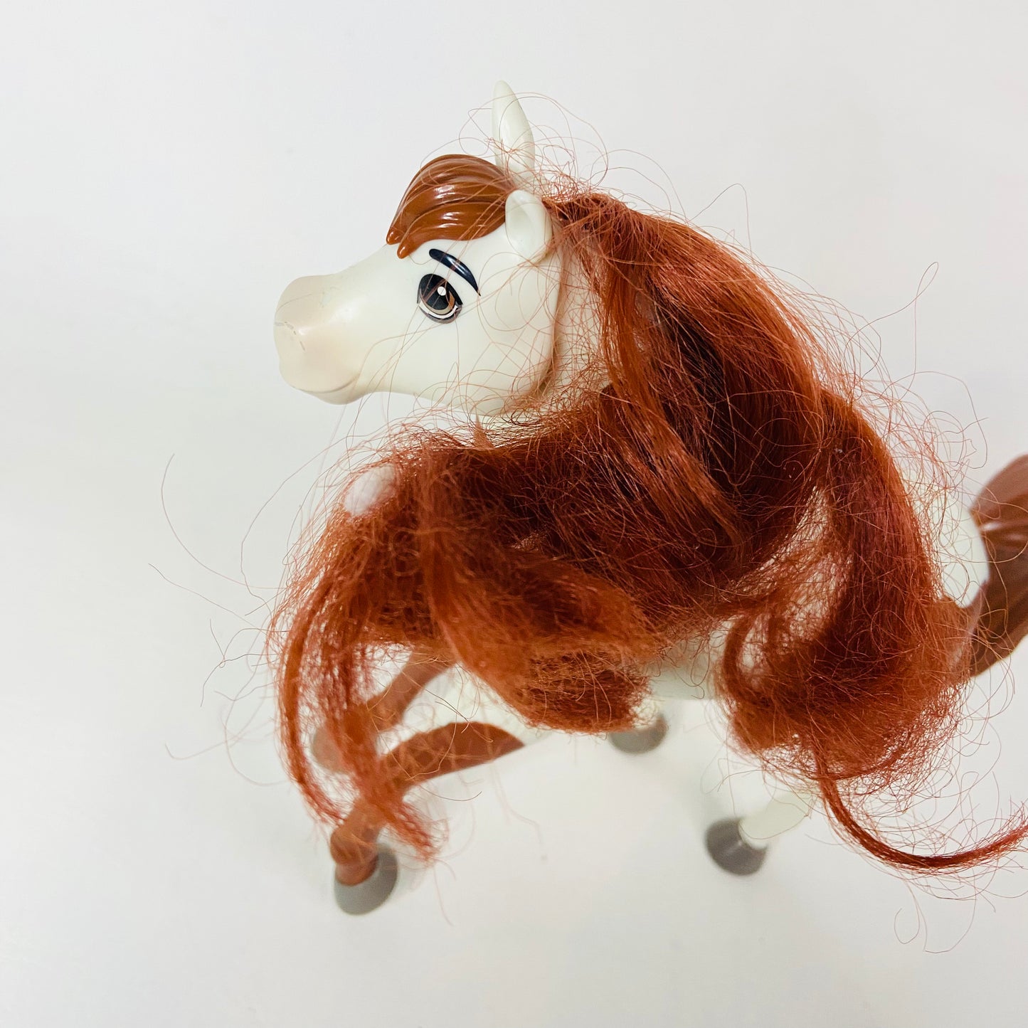Bundle of 6 Dreamworks Mattel Spirit Untamed Riding Free Wild Horses & Saddles