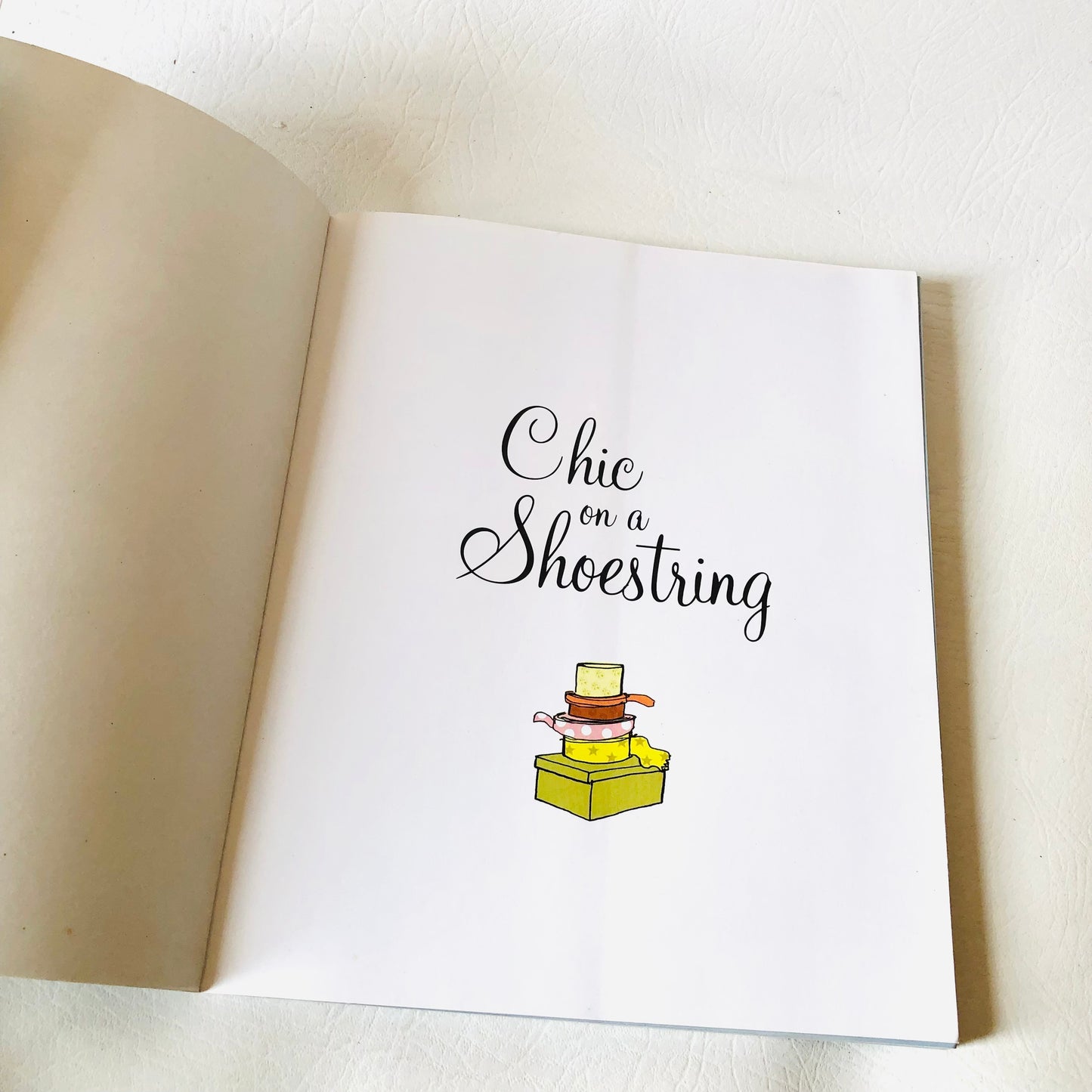 Chic on a Shoestring: Simple to Sew Vintage-style Accessories Mary Jane Baxter Craft Book