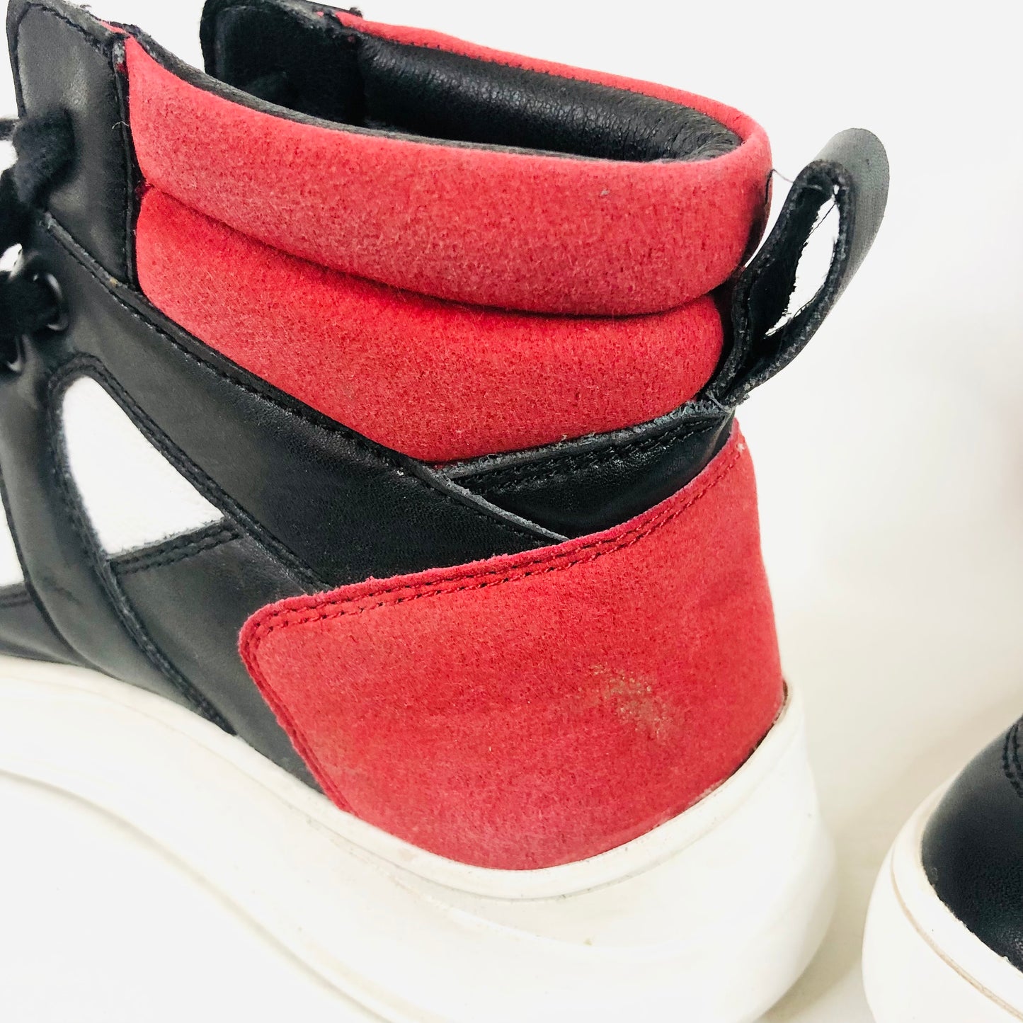 DKNY | Mens Ace High Top Sneakers | Red Black & White | Leather Trainers | Size UK 7.5 (41.5)